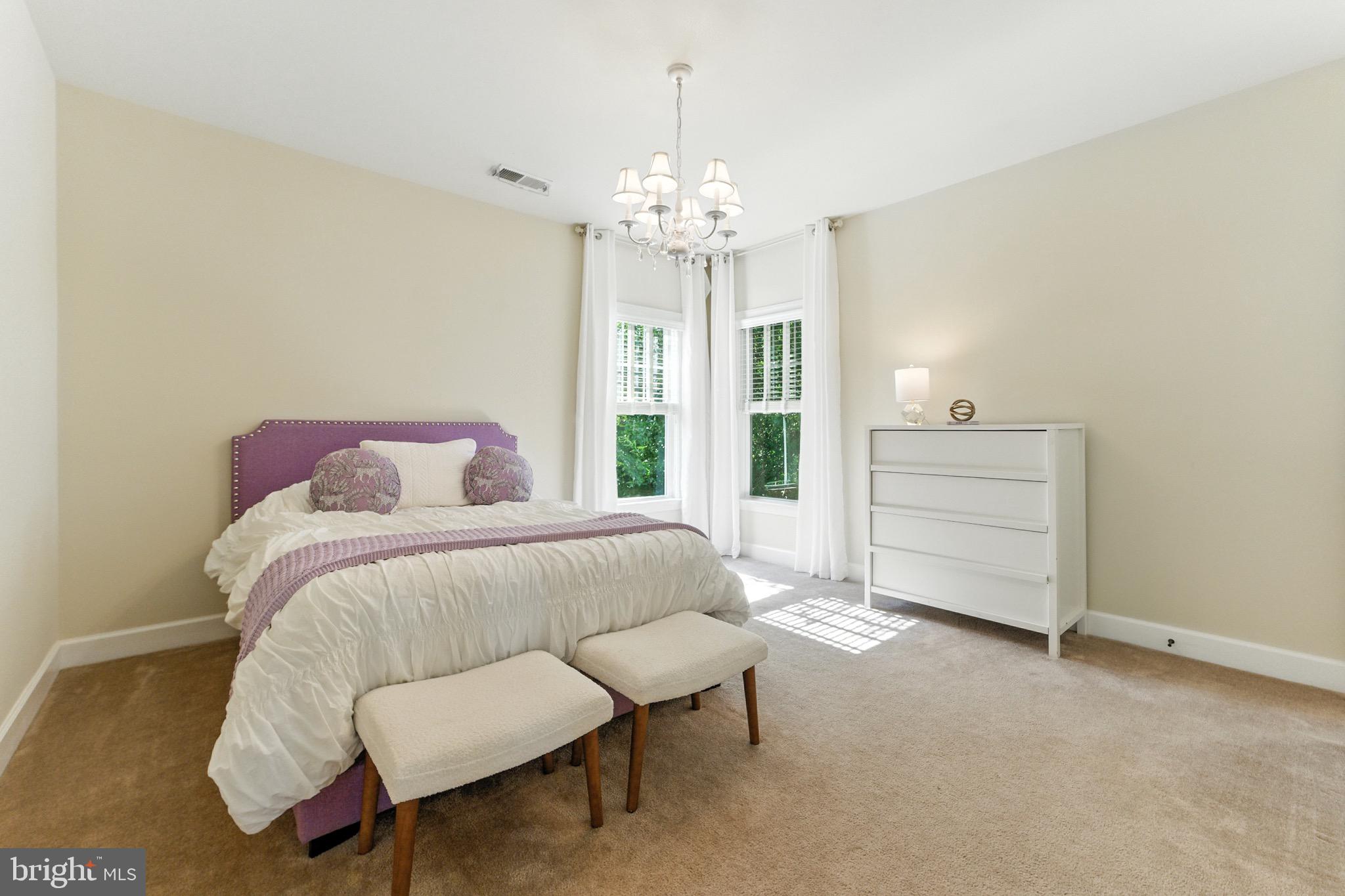 ROSEMONT - Residential