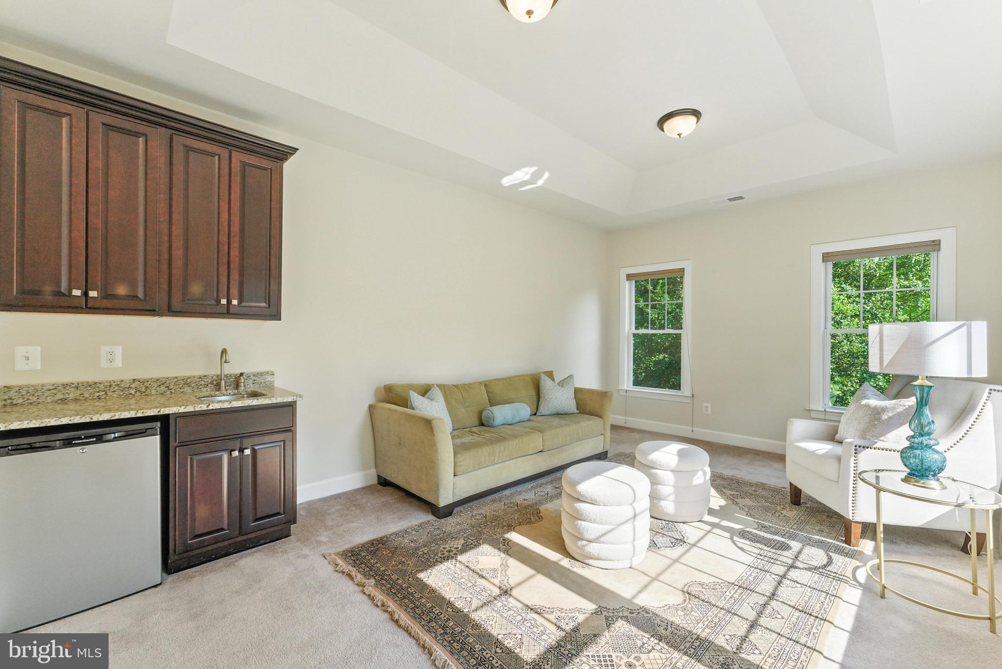 ROSEMONT - Residential