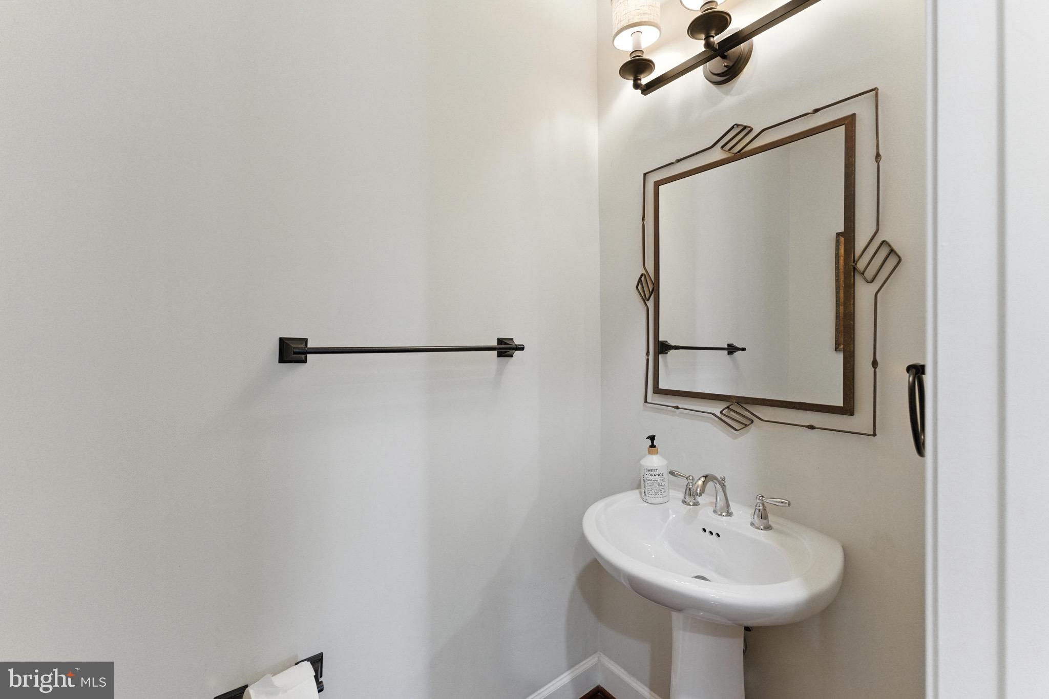 ROSEMONT - Residential