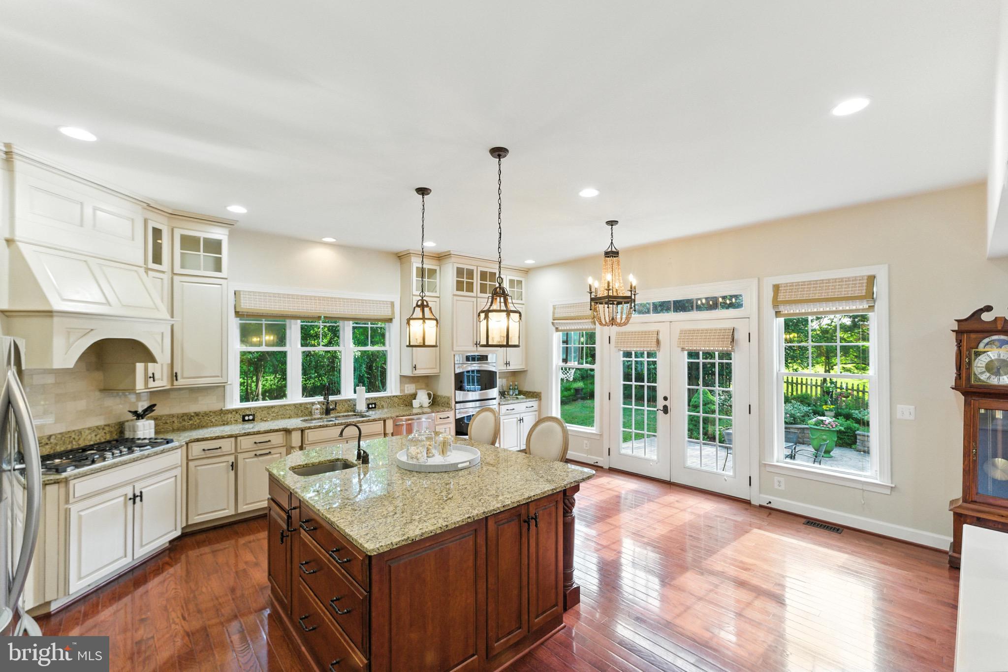 ROSEMONT - Residential