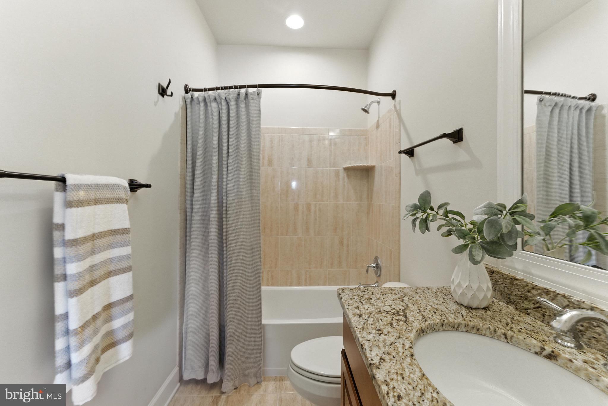 ROSEMONT - Residential