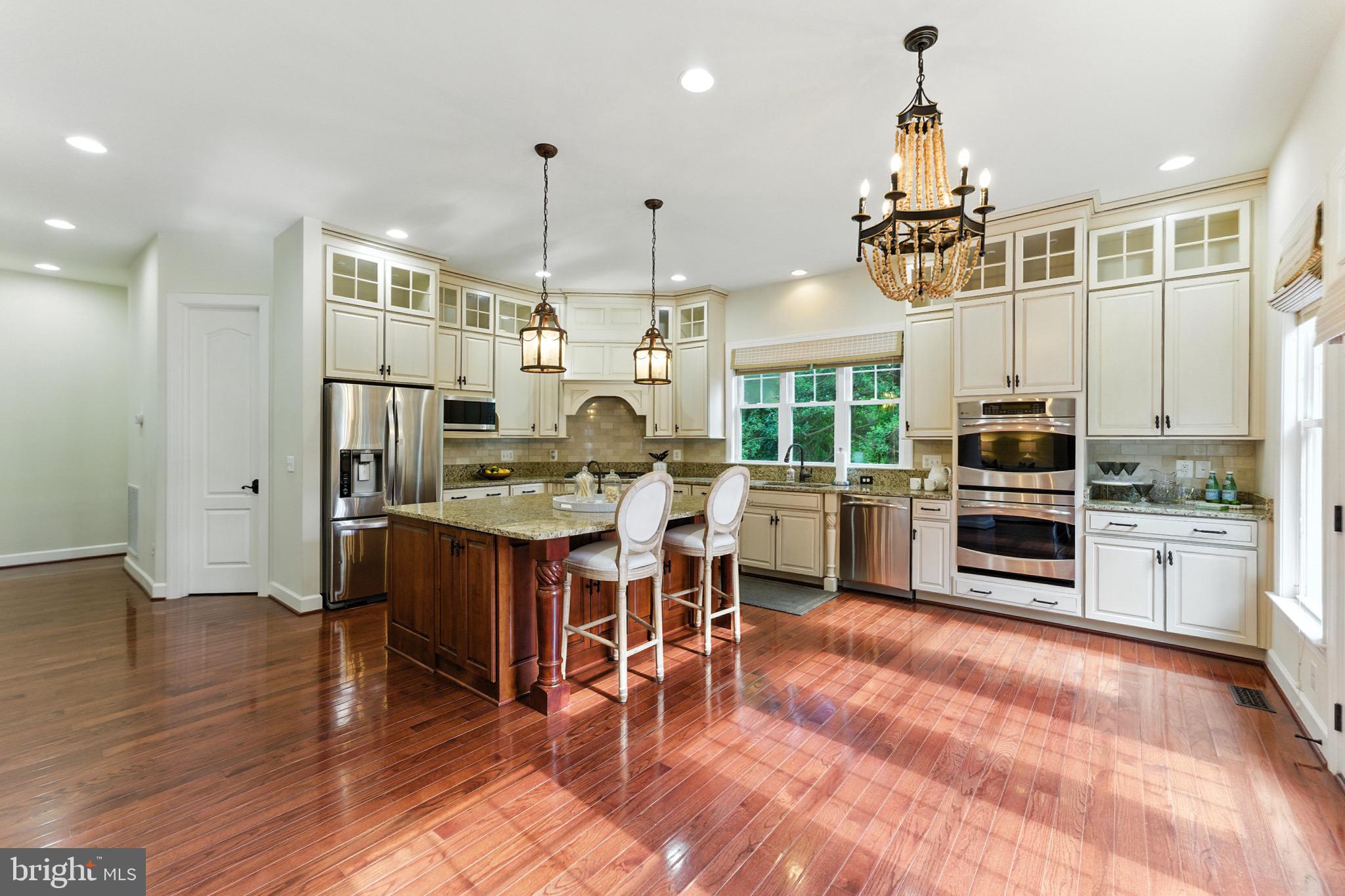 ROSEMONT - Residential