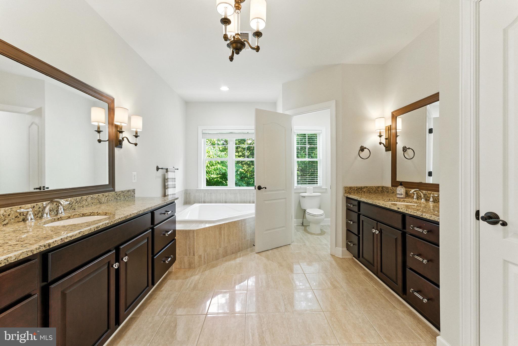 ROSEMONT - Residential