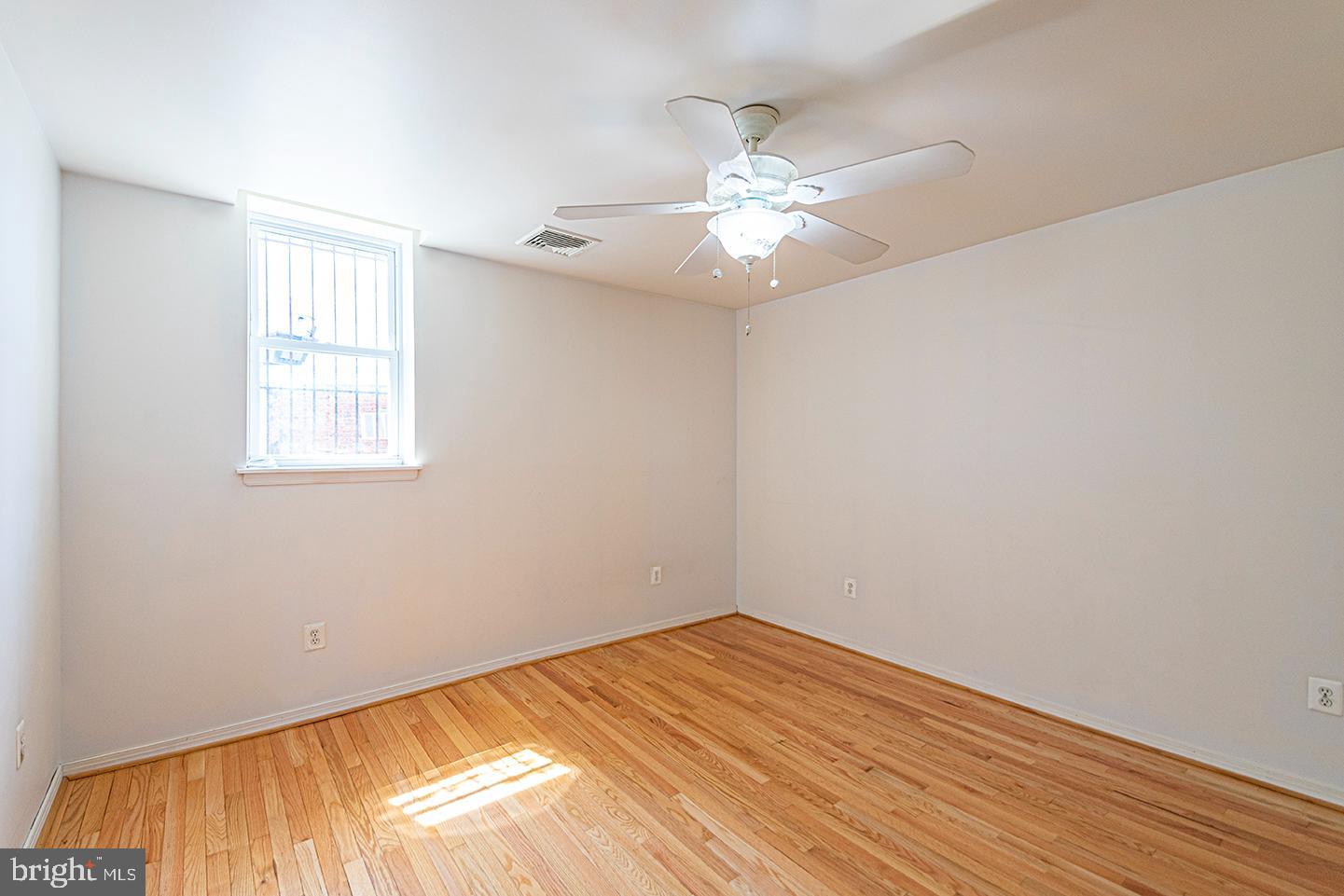 EAST PASSYUNK CROSSING - Residential Lease