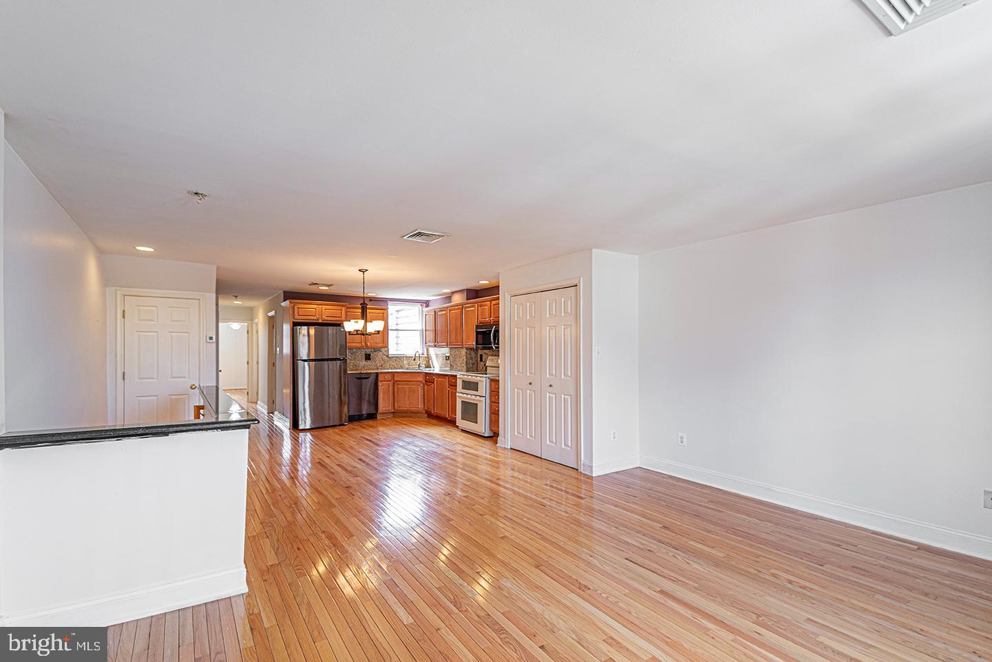 EAST PASSYUNK CROSSING - Residential Lease