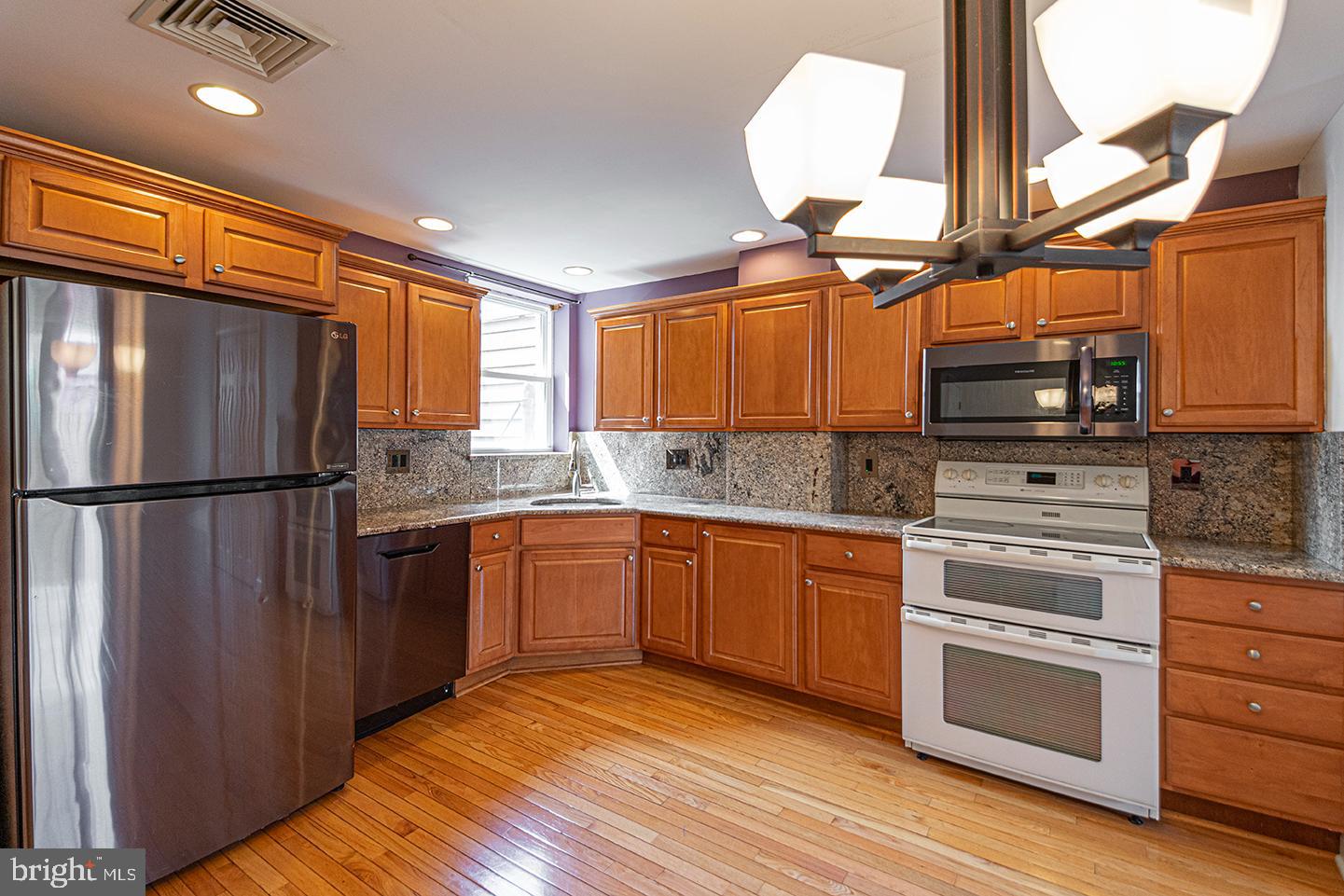 EAST PASSYUNK CROSSING - Residential Lease