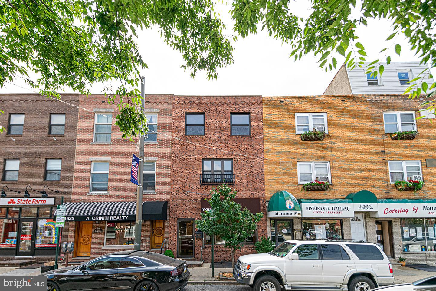 EAST PASSYUNK CROSSING - Residential Lease