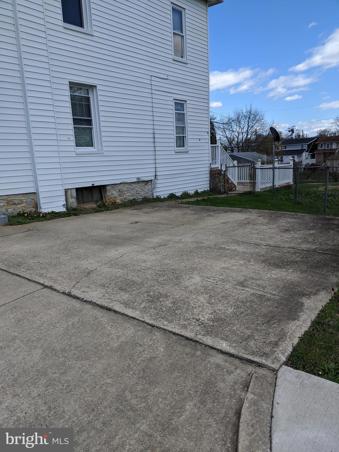 SOUTH HAGERSTOWN - Residential