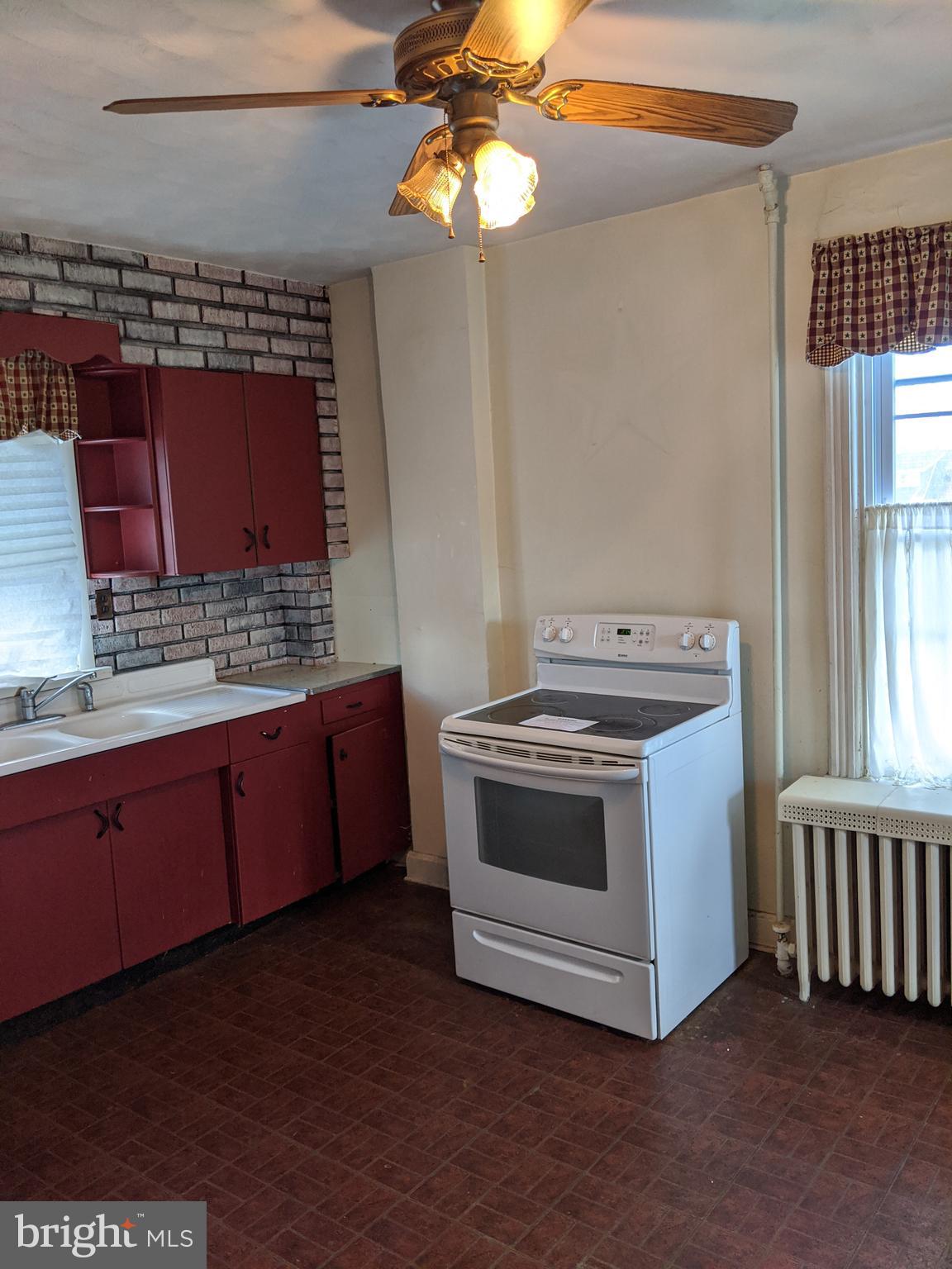 SOUTH HAGERSTOWN - Residential