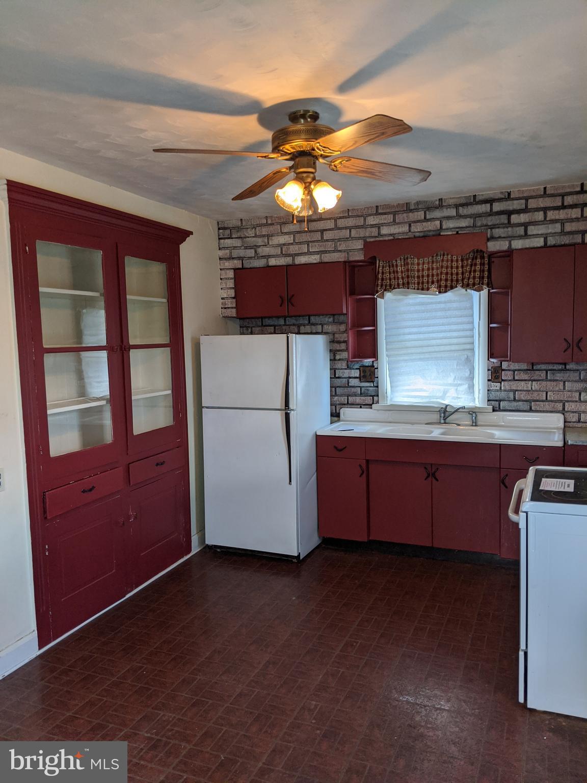 SOUTH HAGERSTOWN - Residential