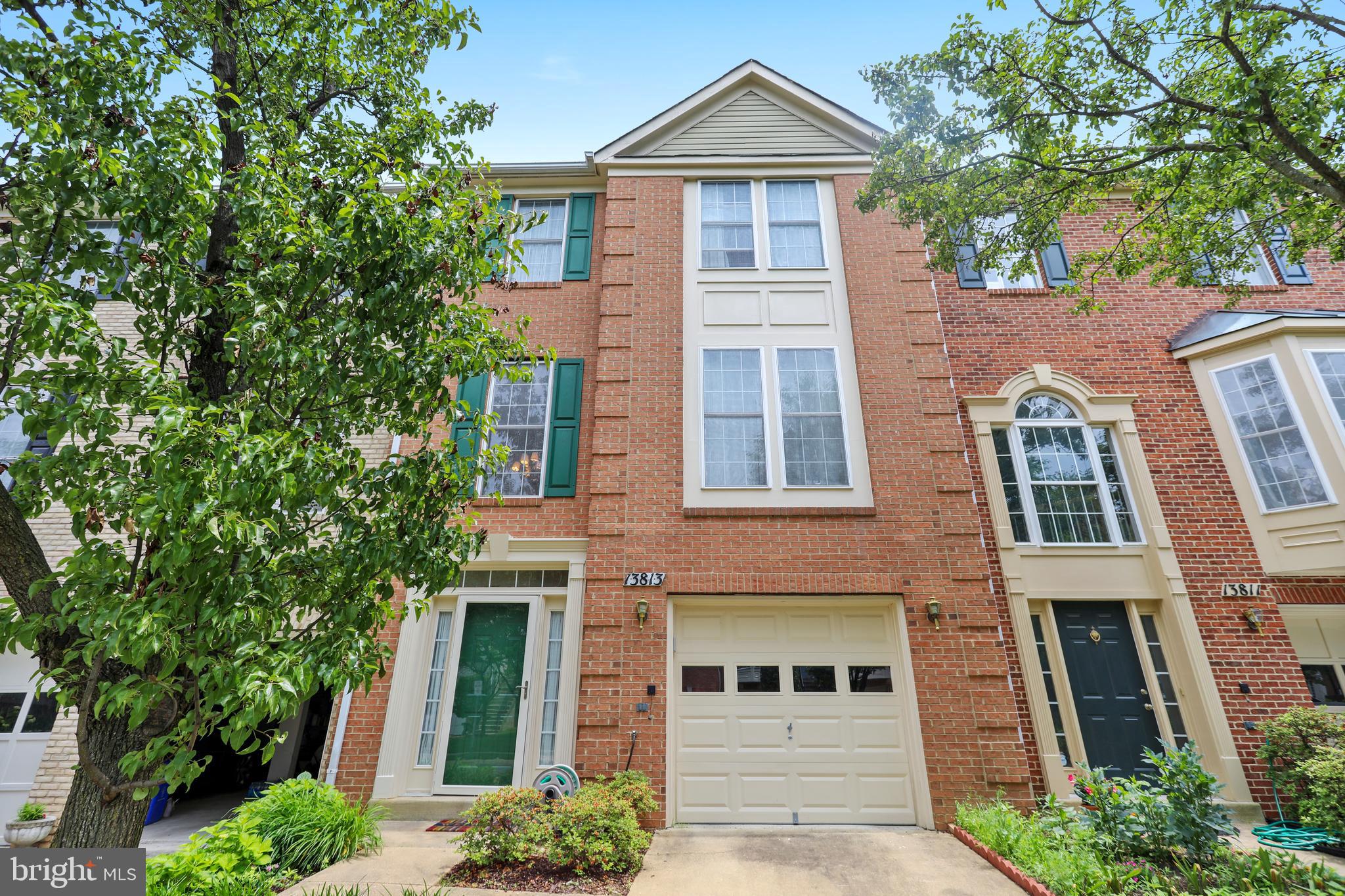 WILLOWS OF POTOMAC - Residential