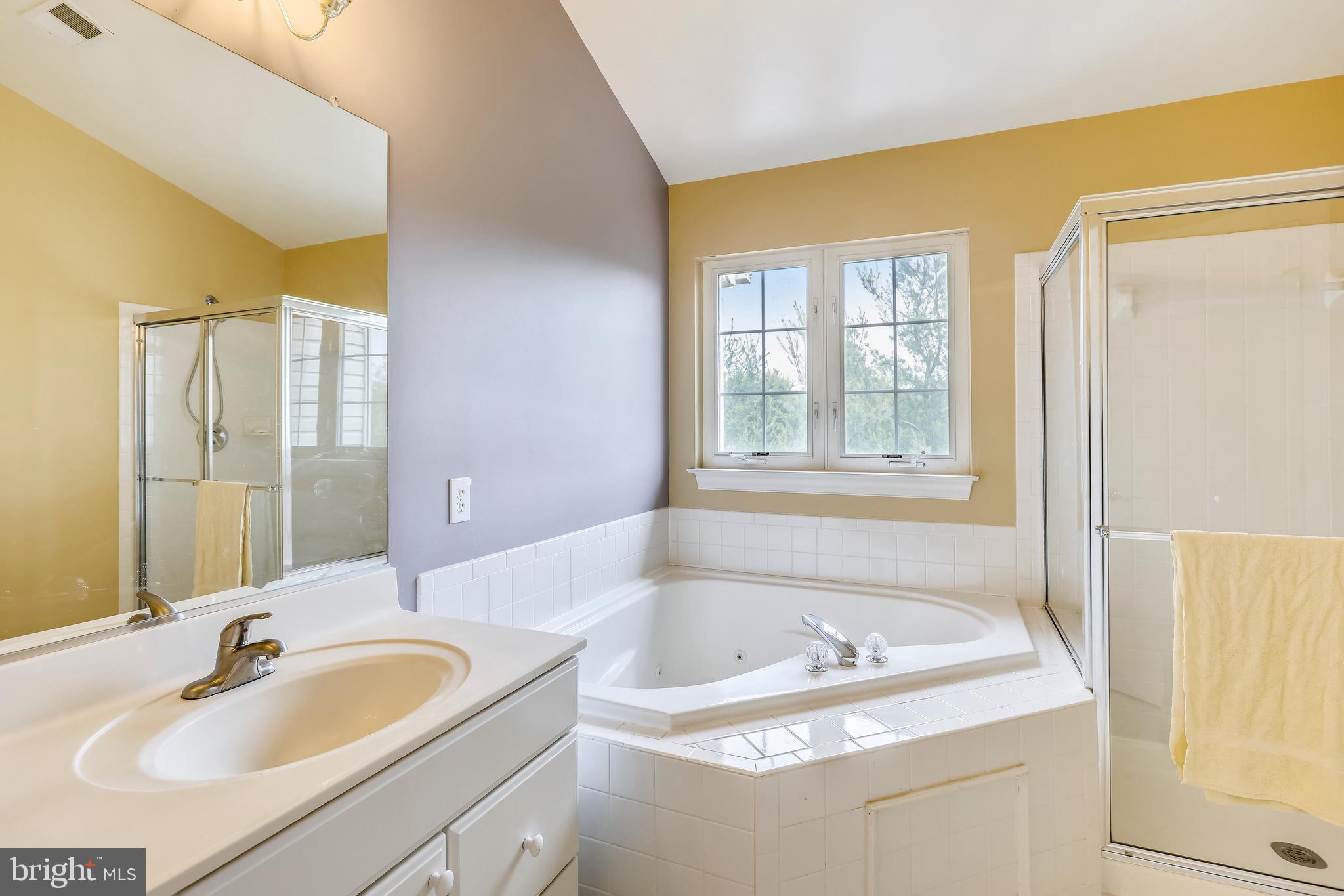 WILLOWS OF POTOMAC - Residential