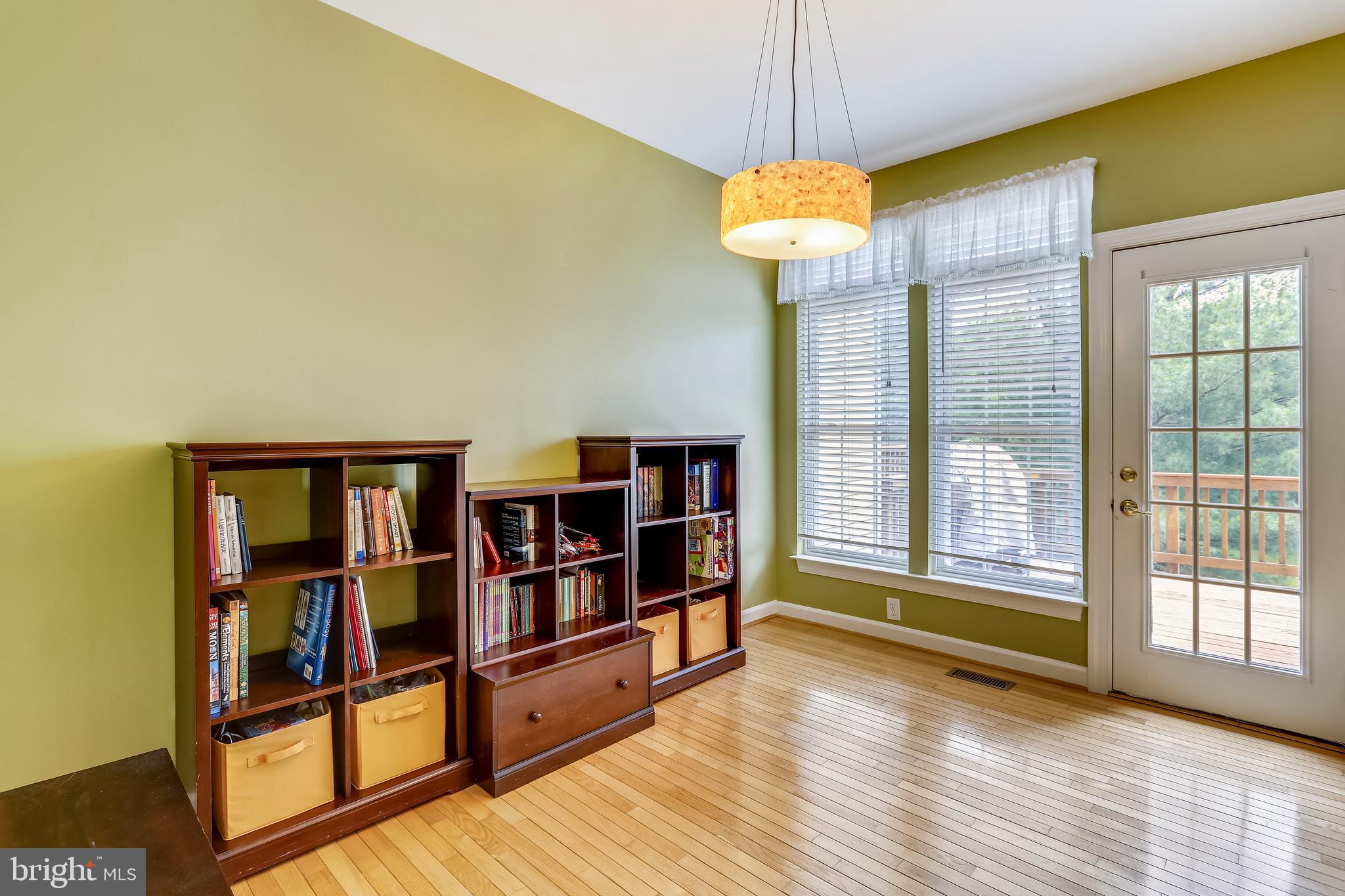 WILLOWS OF POTOMAC - Residential