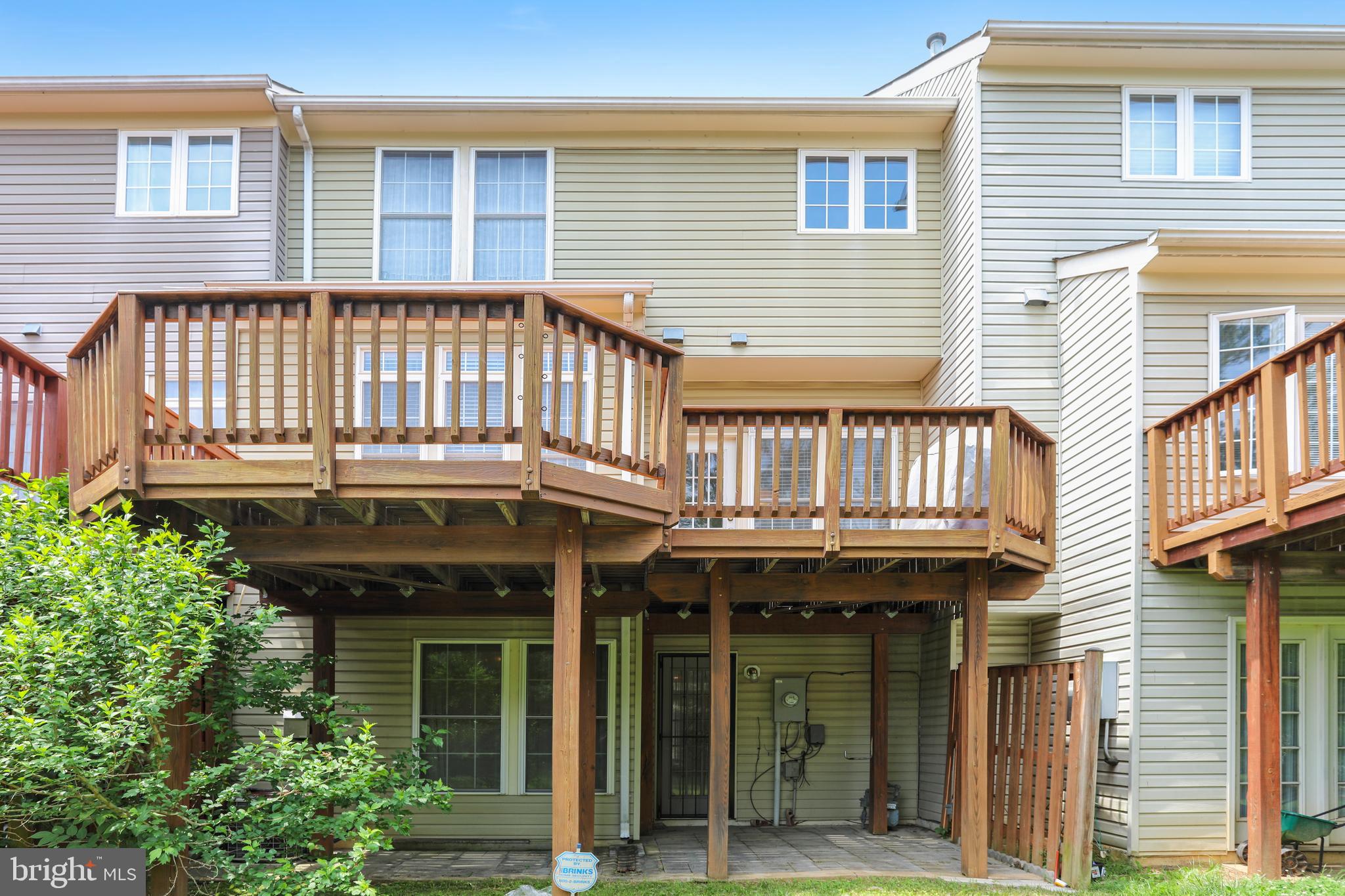 WILLOWS OF POTOMAC - Residential