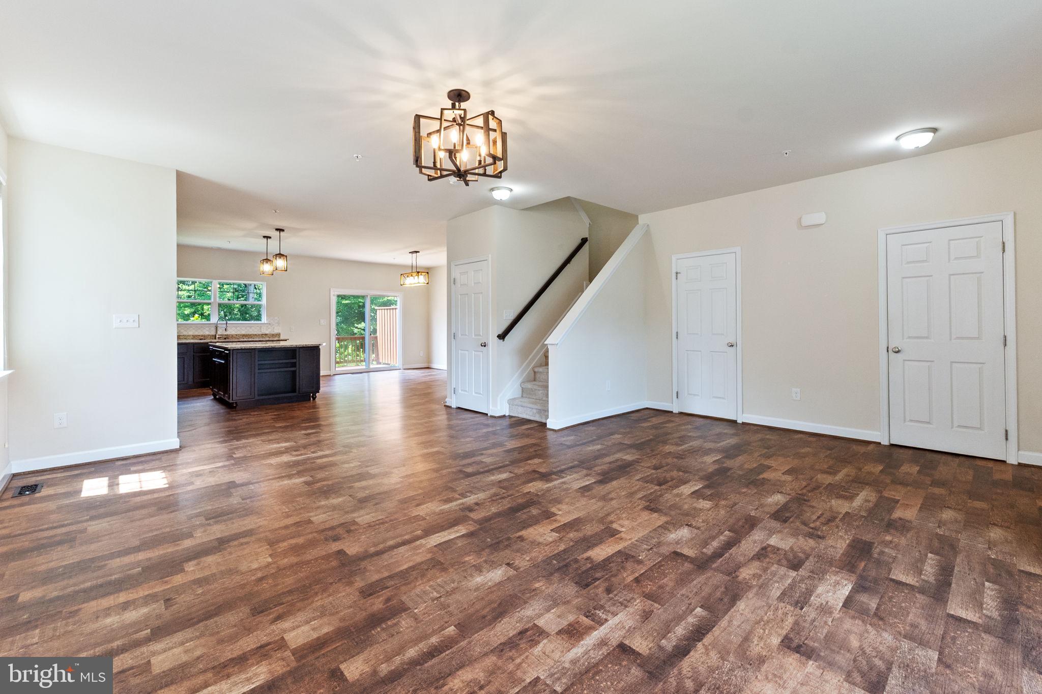 555 ENGLISH OAK LANE