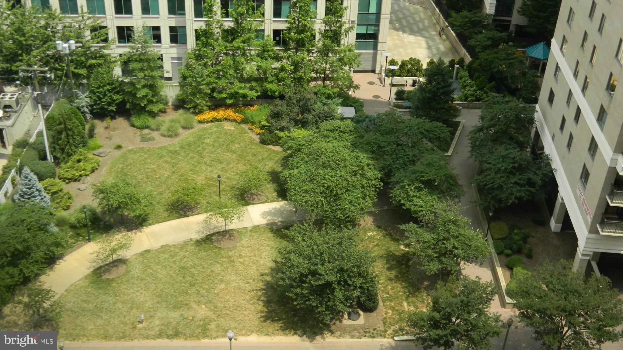 ALTA VISTA - Residential