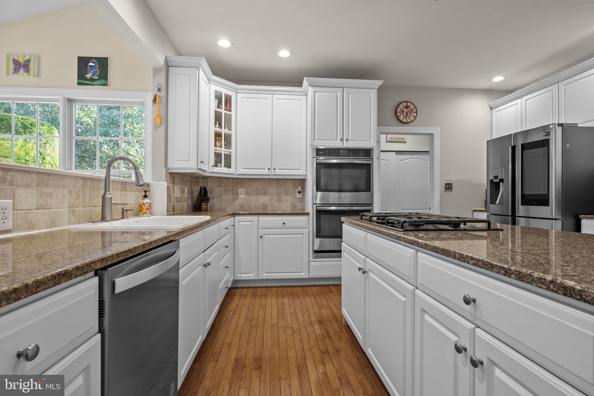 OAKS OF BUCKINGHAM - Residential