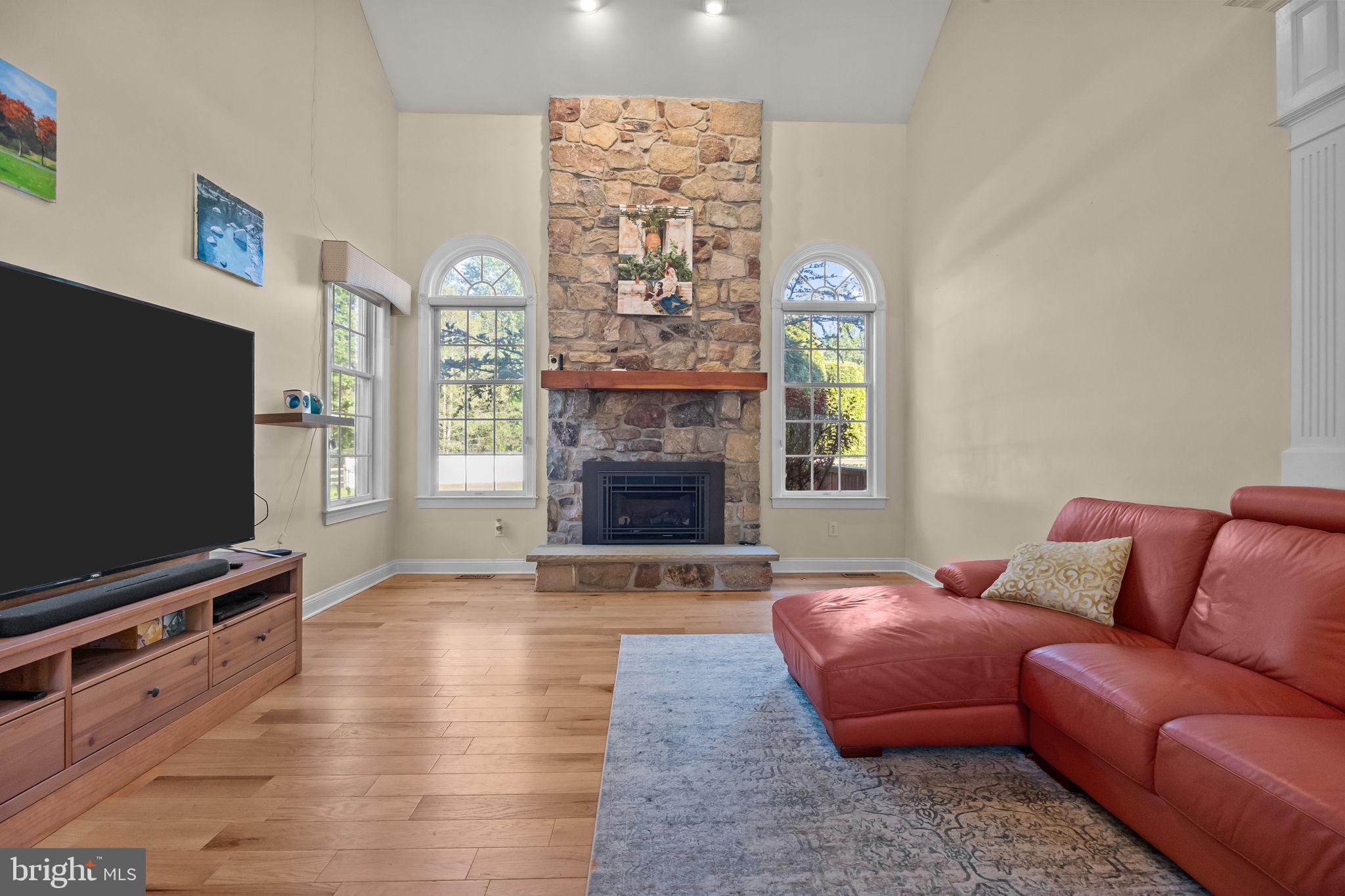 OAKS OF BUCKINGHAM - Residential