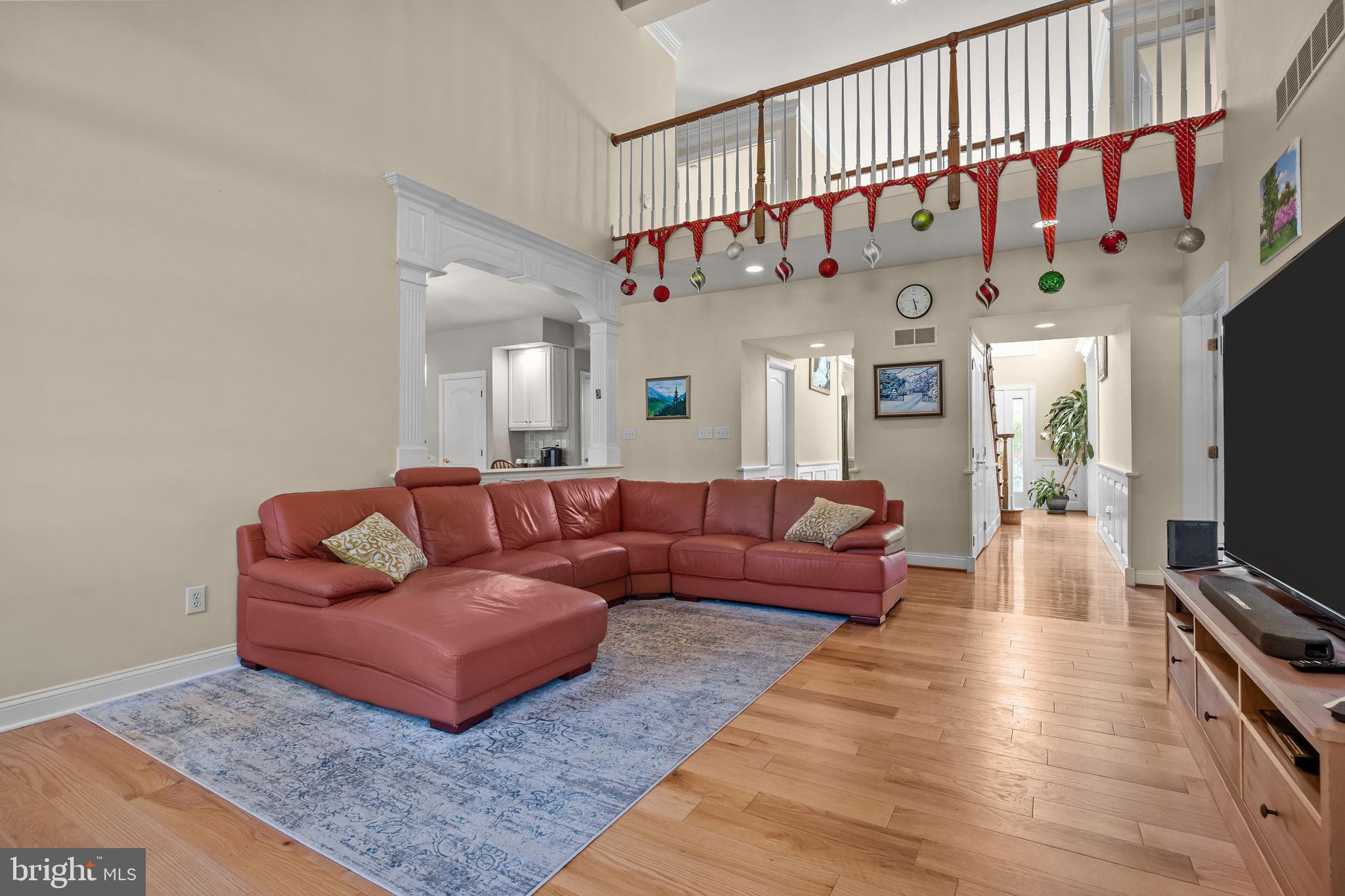 OAKS OF BUCKINGHAM - Residential