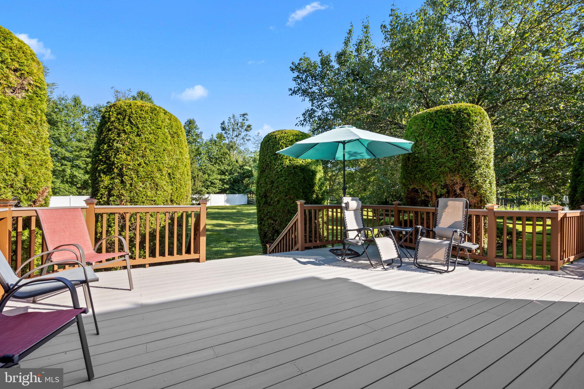 OAKS OF BUCKINGHAM - Residential