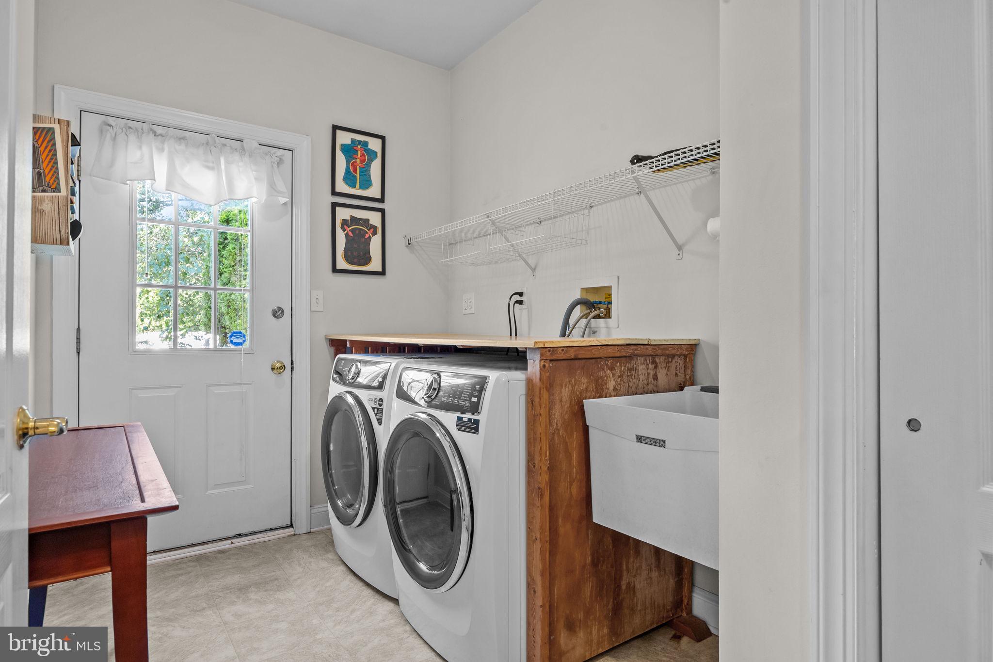 OAKS OF BUCKINGHAM - Residential