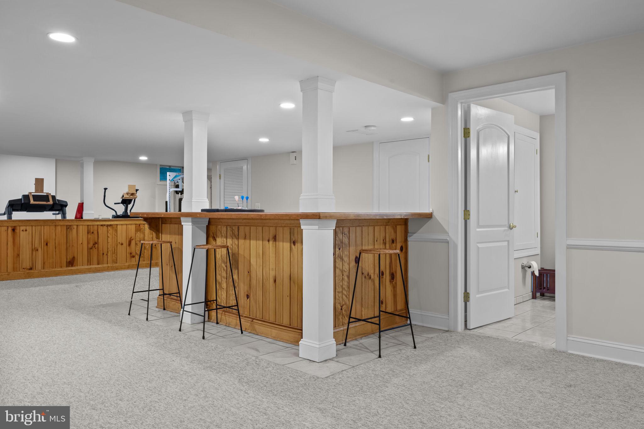 OAKS OF BUCKINGHAM - Residential