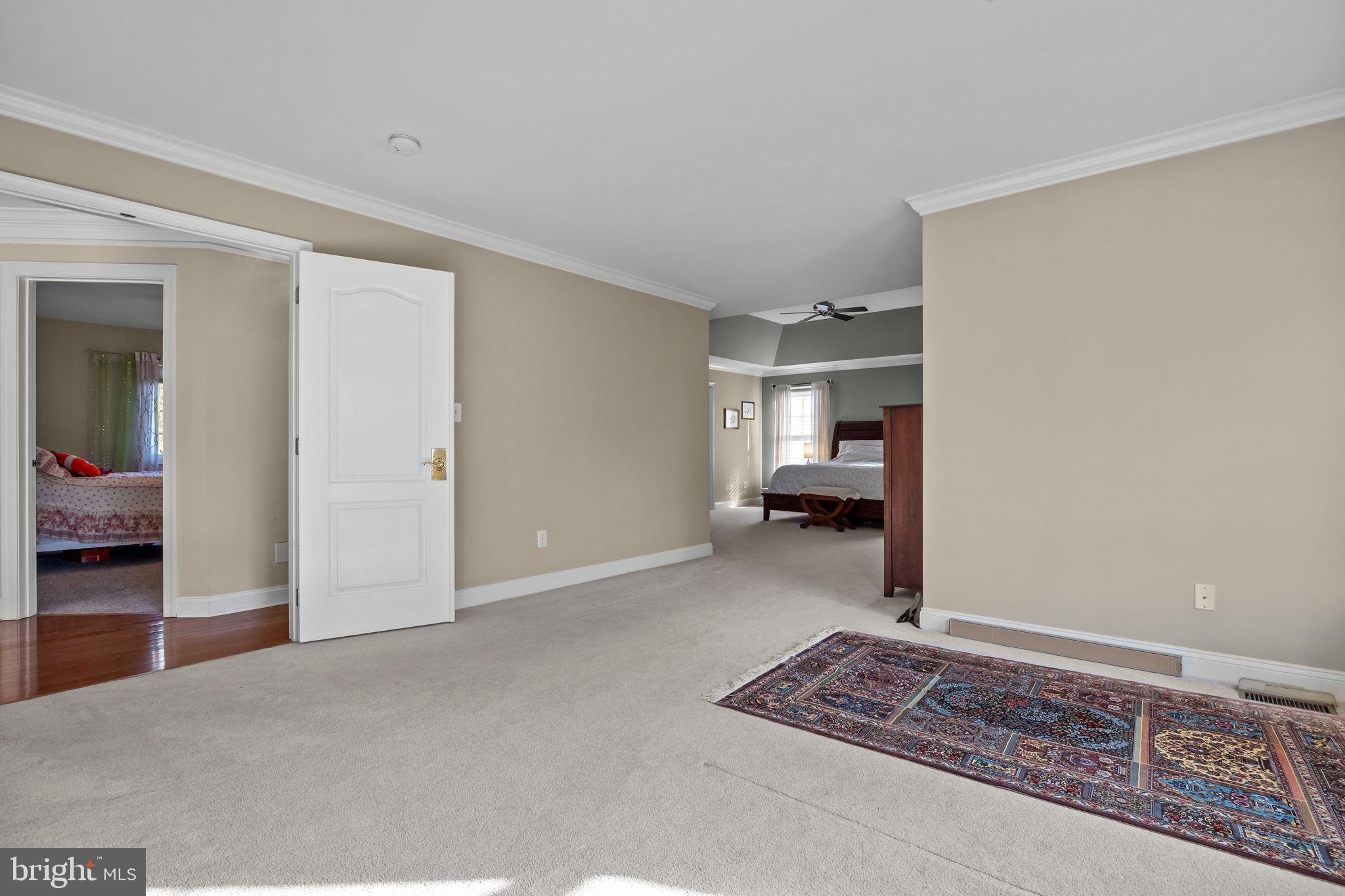 OAKS OF BUCKINGHAM - Residential