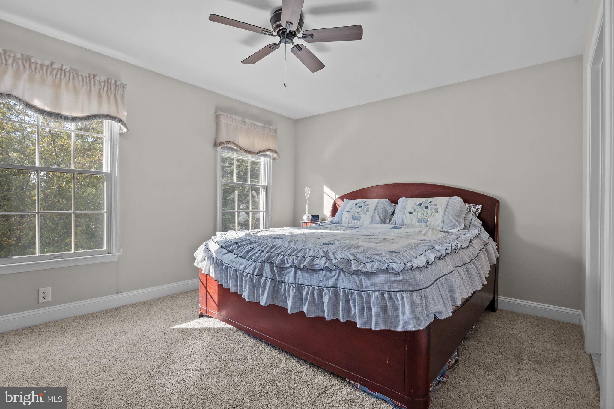 OAKS OF BUCKINGHAM - Residential