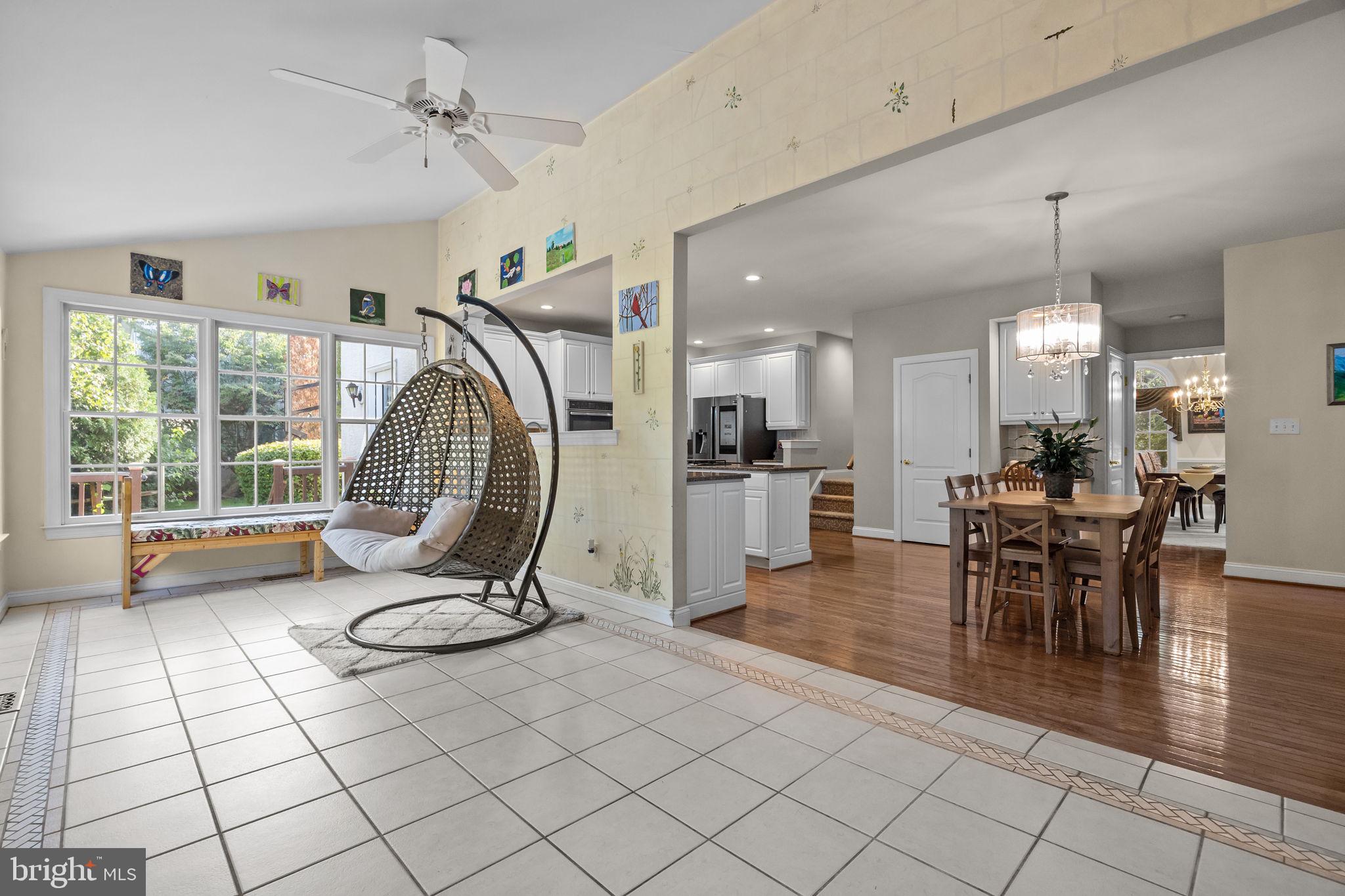 OAKS OF BUCKINGHAM - Residential