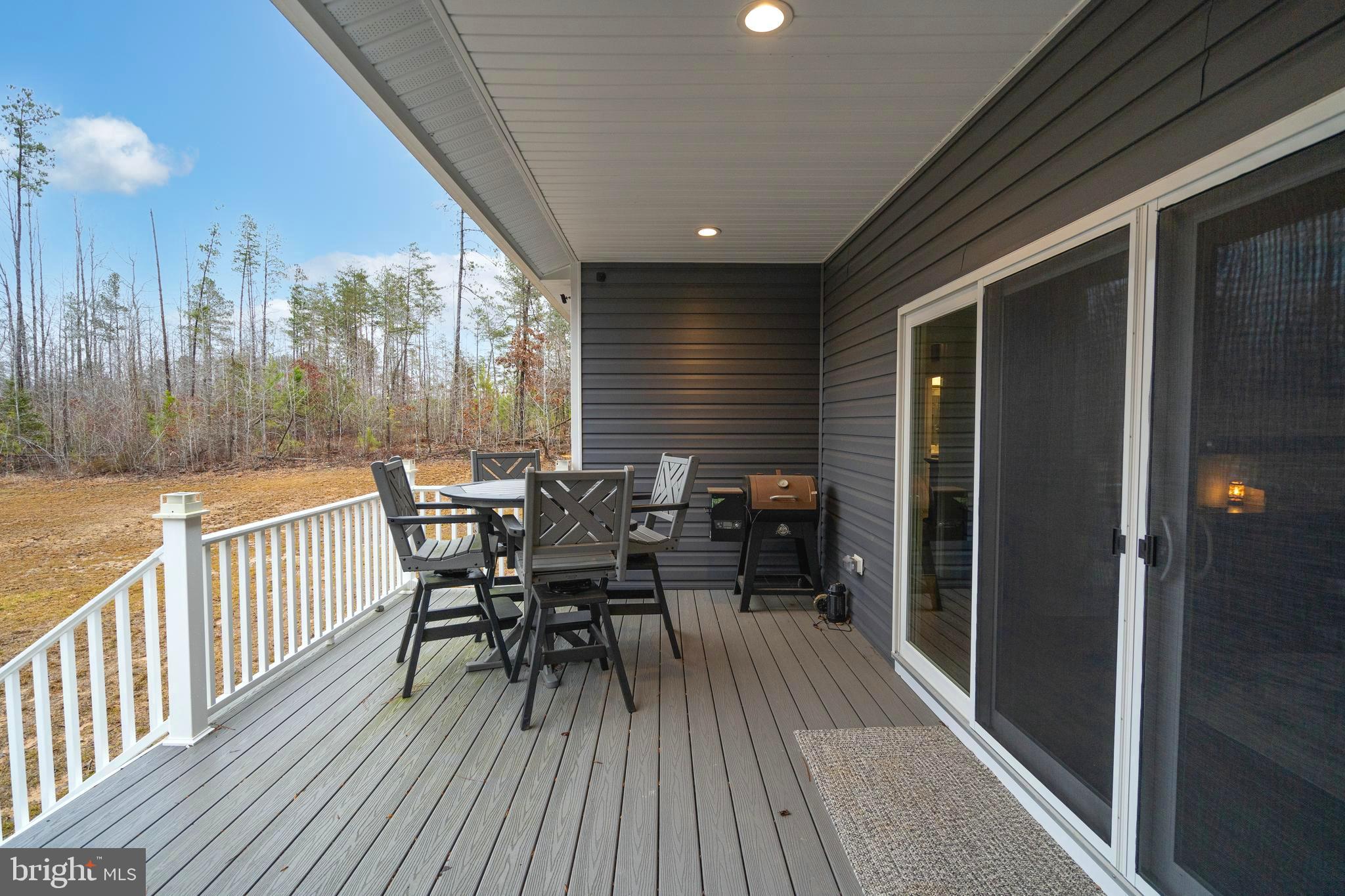 ESTATES OF BUCKINGHAM - Residential