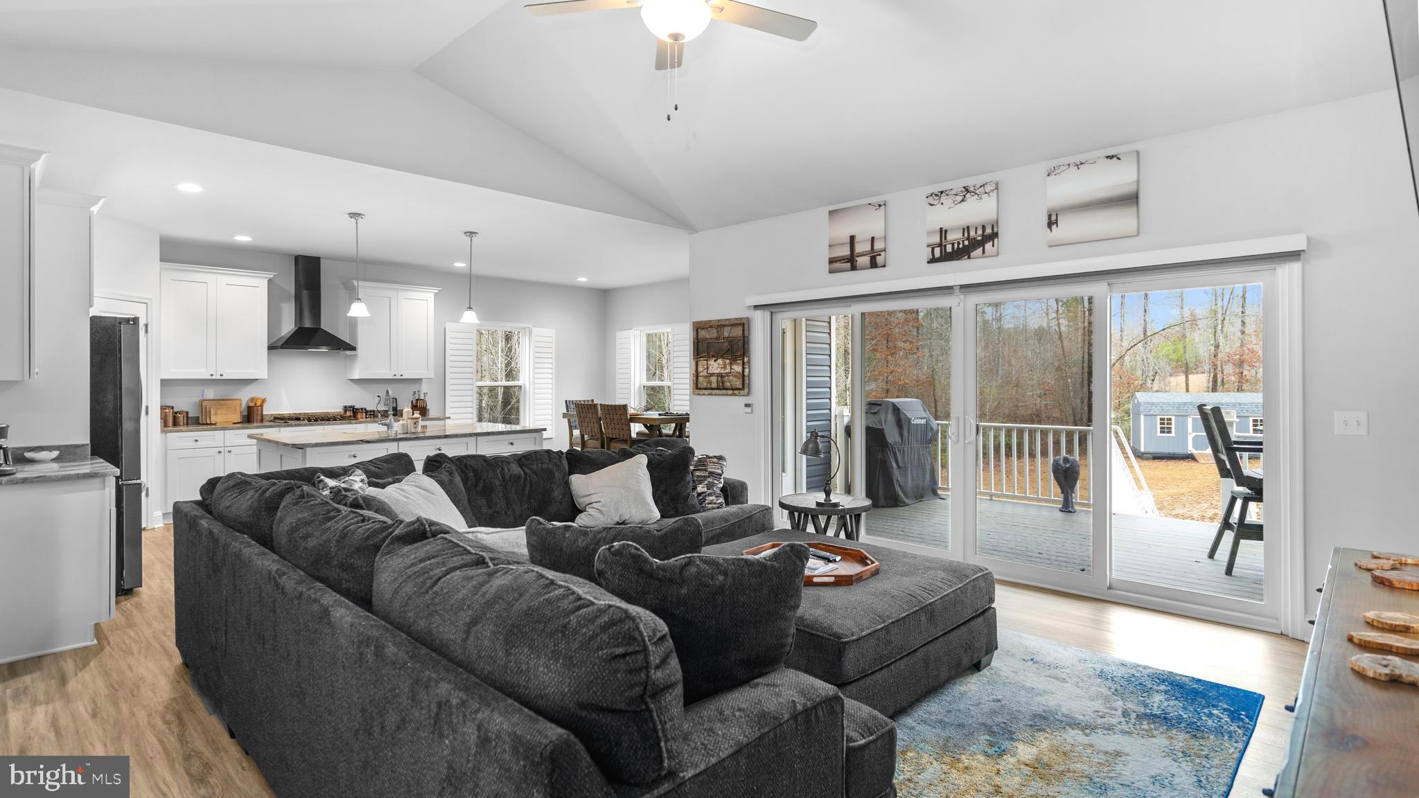 ESTATES OF BUCKINGHAM - Residential