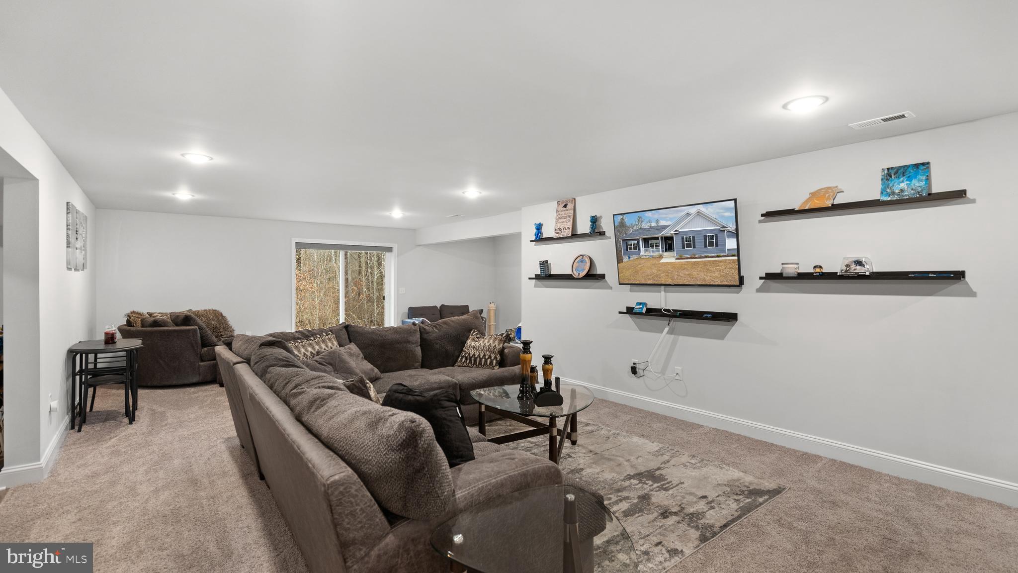 ESTATES OF BUCKINGHAM - Residential