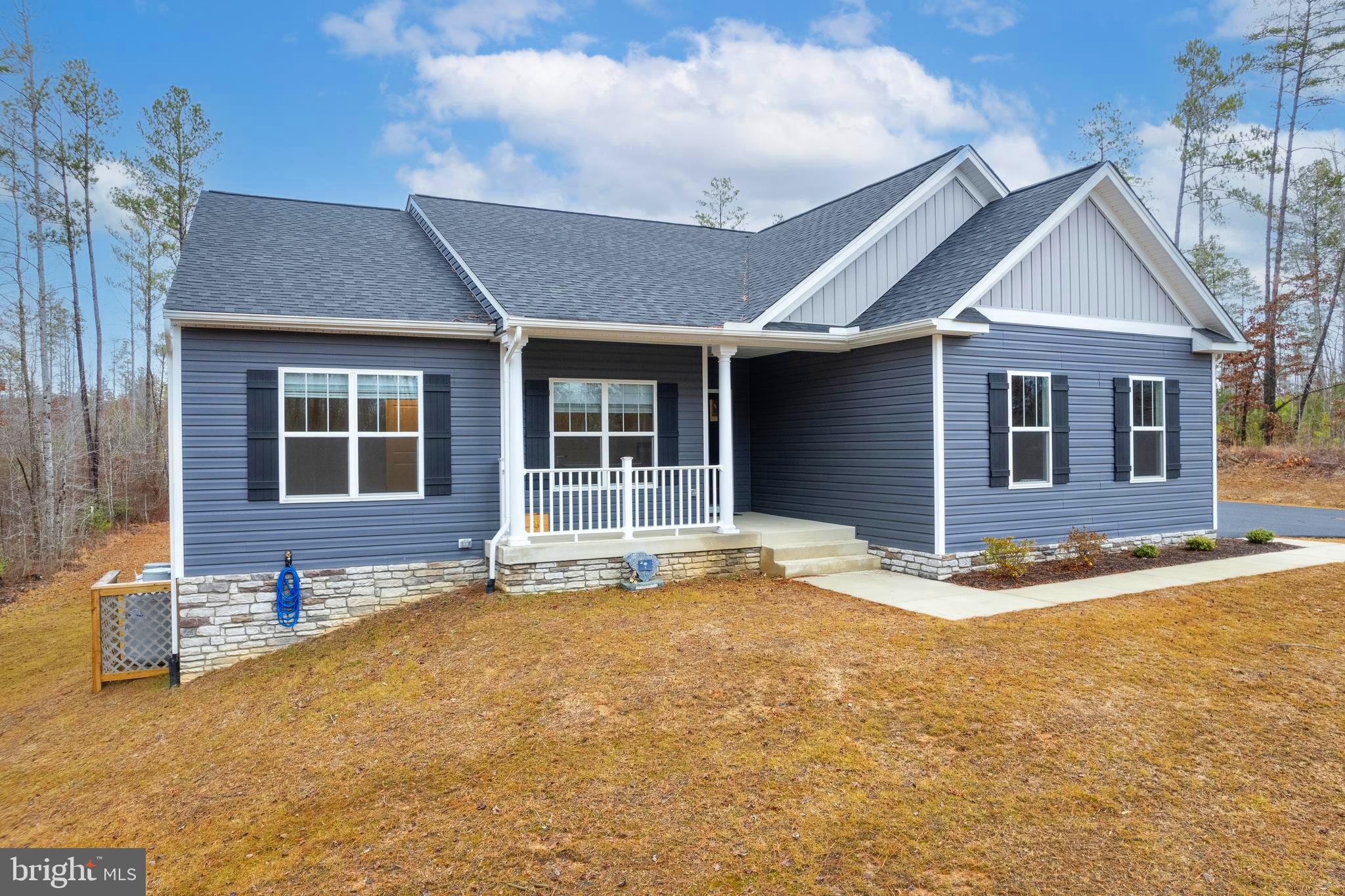 ESTATES OF BUCKINGHAM - Residential