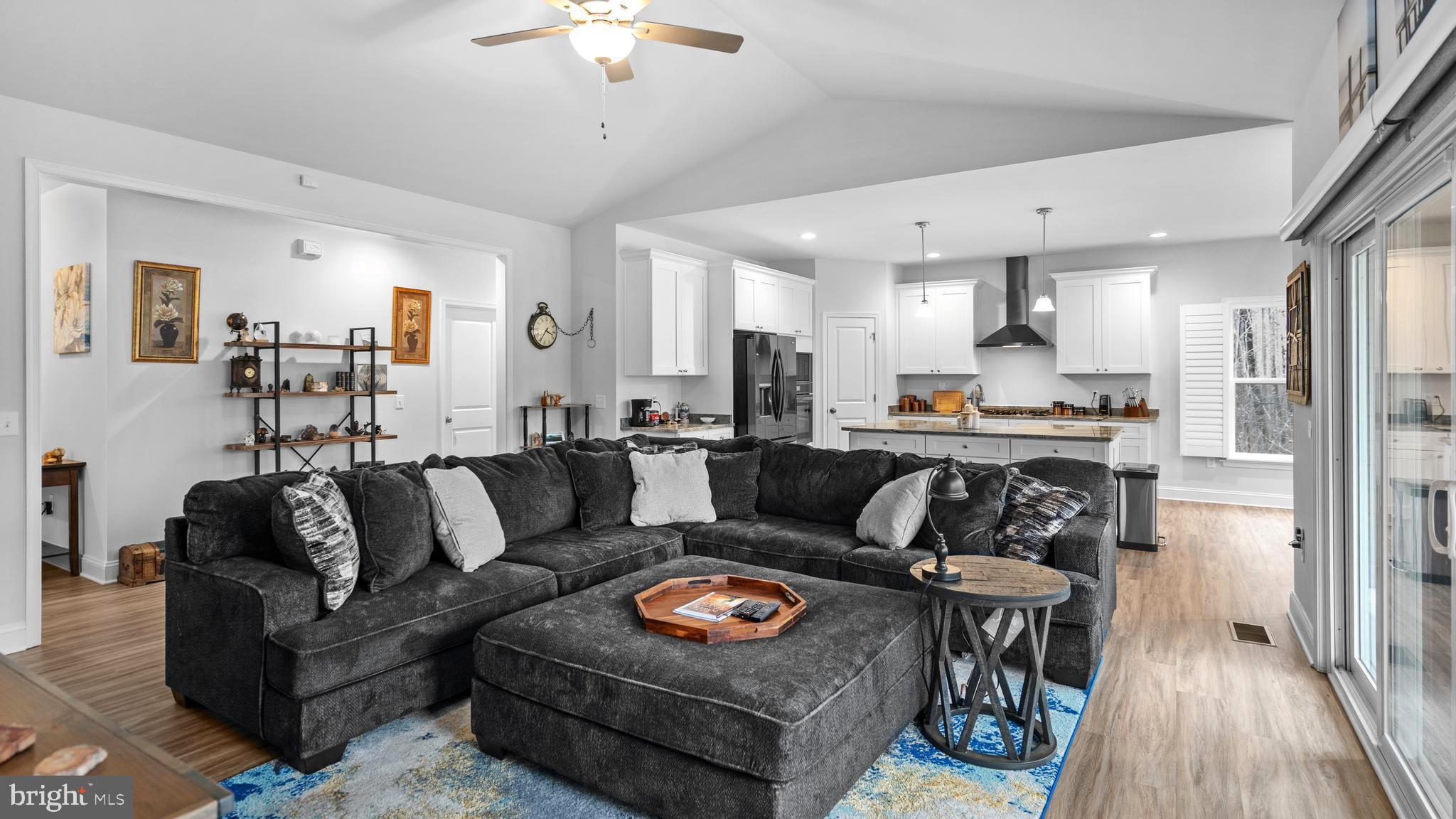 ESTATES OF BUCKINGHAM - Residential