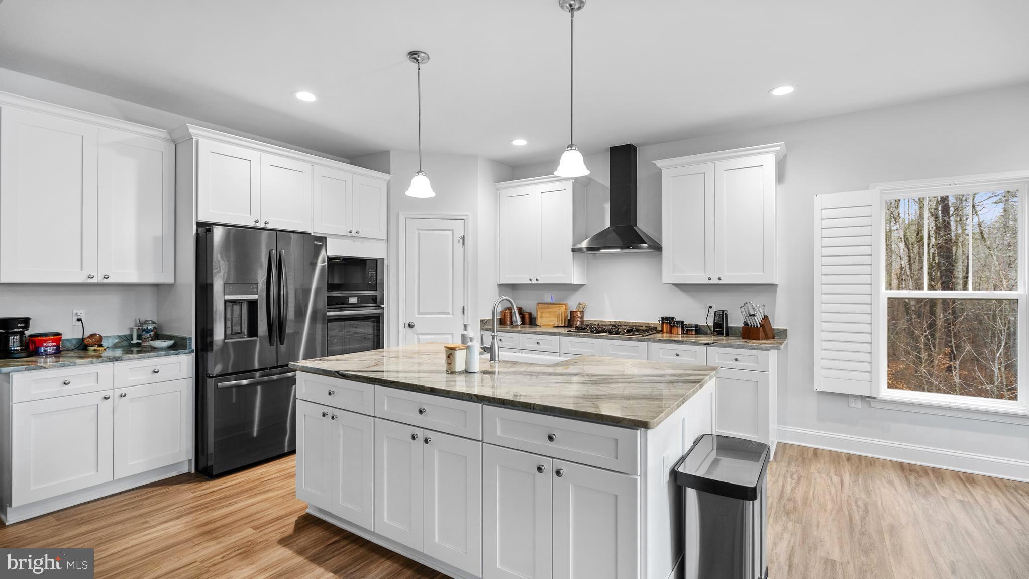 ESTATES OF BUCKINGHAM - Residential