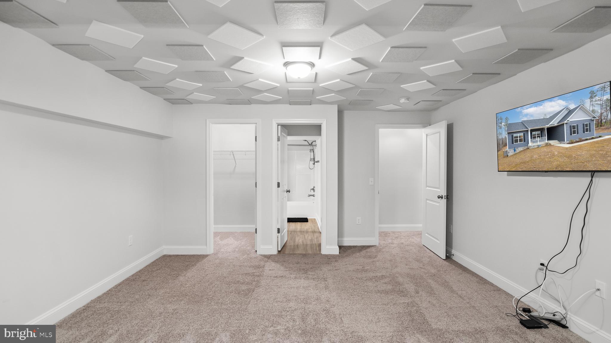 ESTATES OF BUCKINGHAM - Residential