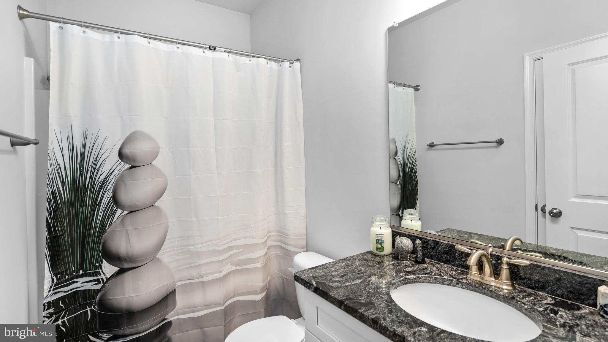 ESTATES OF BUCKINGHAM - Residential