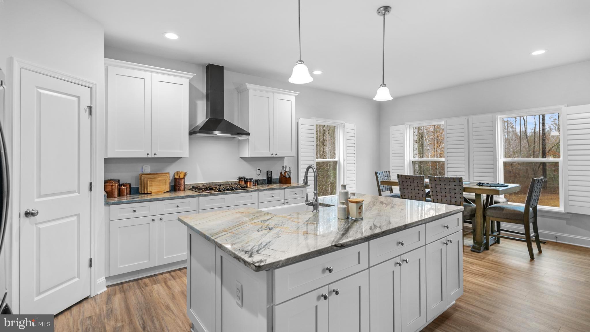 ESTATES OF BUCKINGHAM - Residential