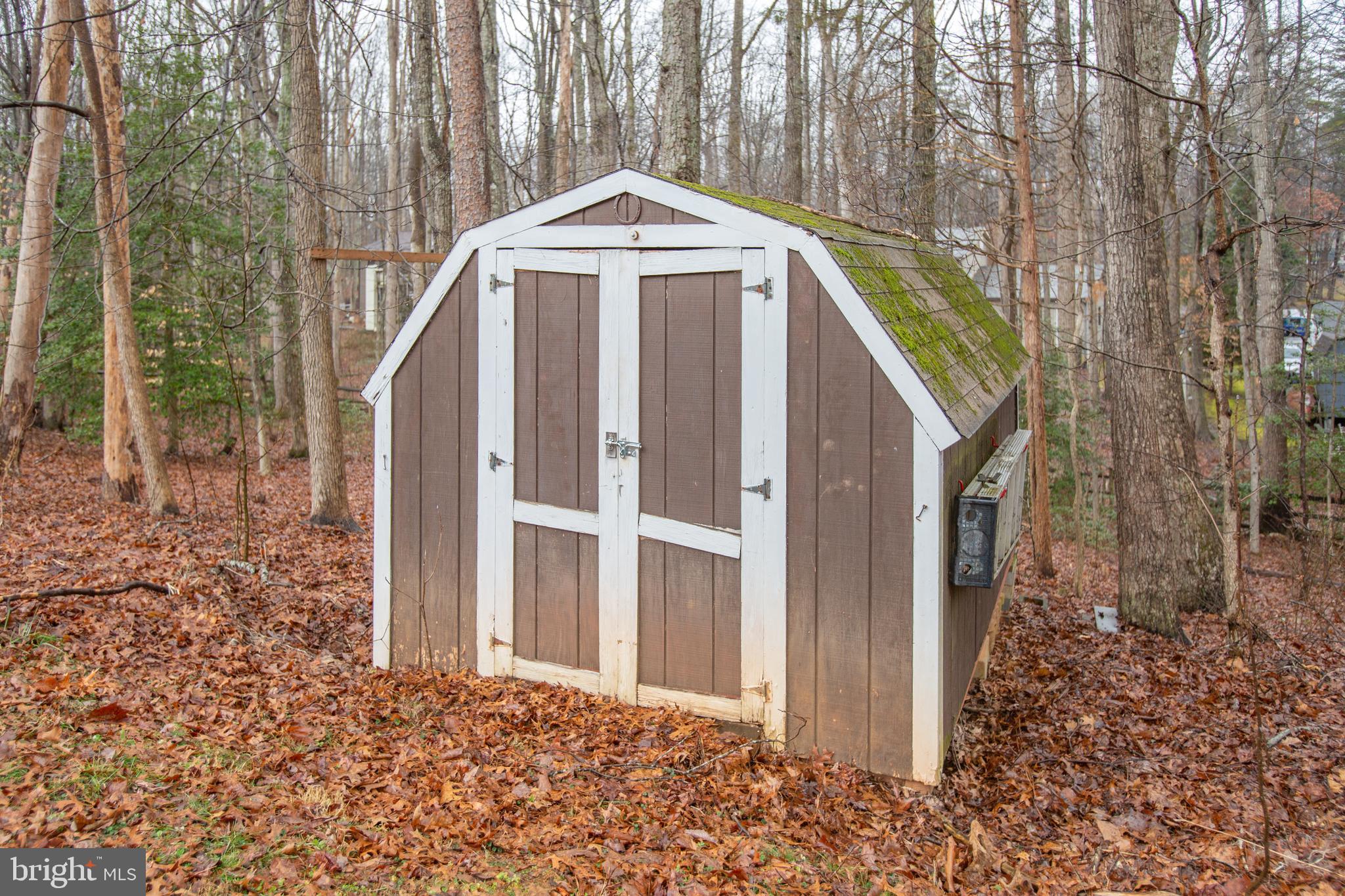 LAKE WILDERNESS - Residential