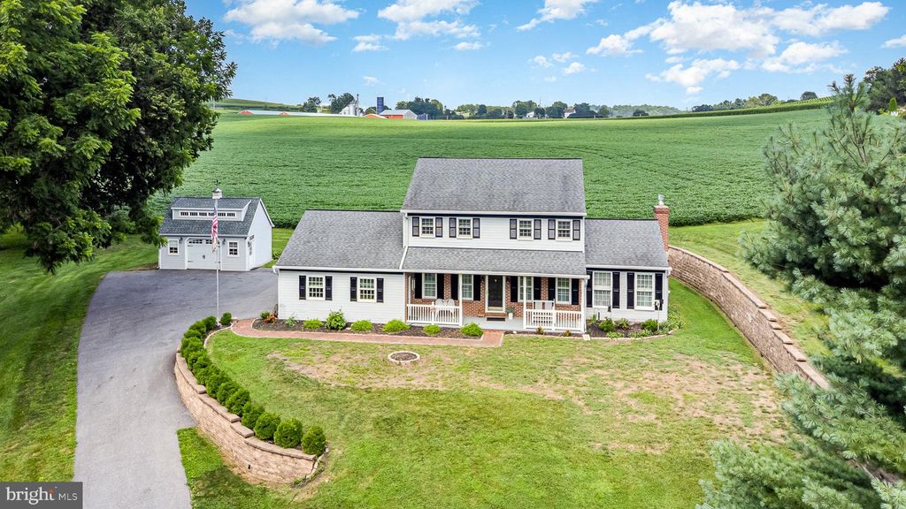 Photo of 4 Teepee Circle, CONESTOGA, PA 17516 (MLS # PALA2072192)