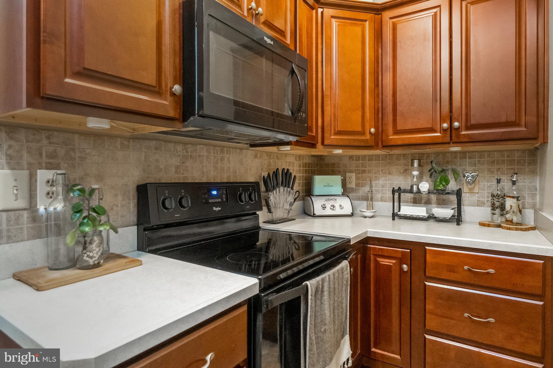 NONE AV AILBLE - Residential