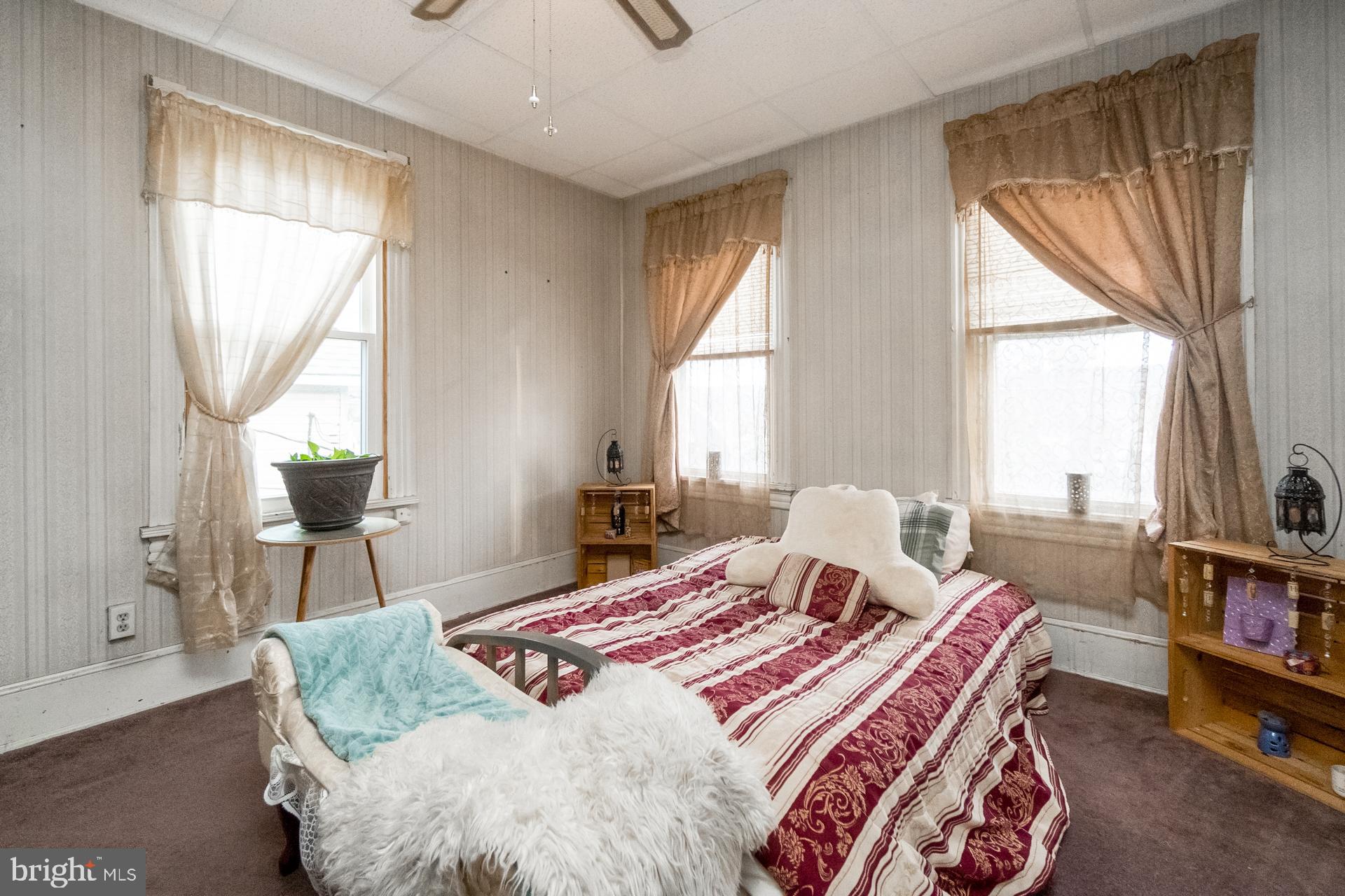 NONE AV AILBLE - Residential