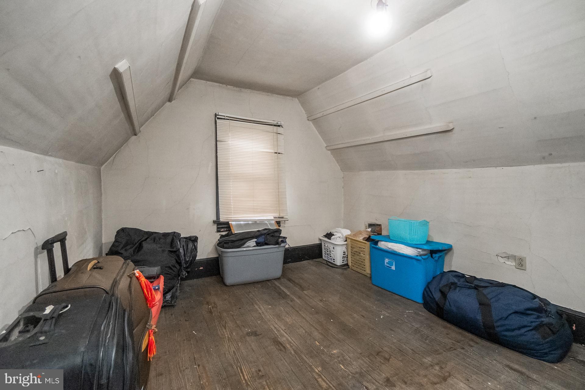 NONE AV AILBLE - Residential