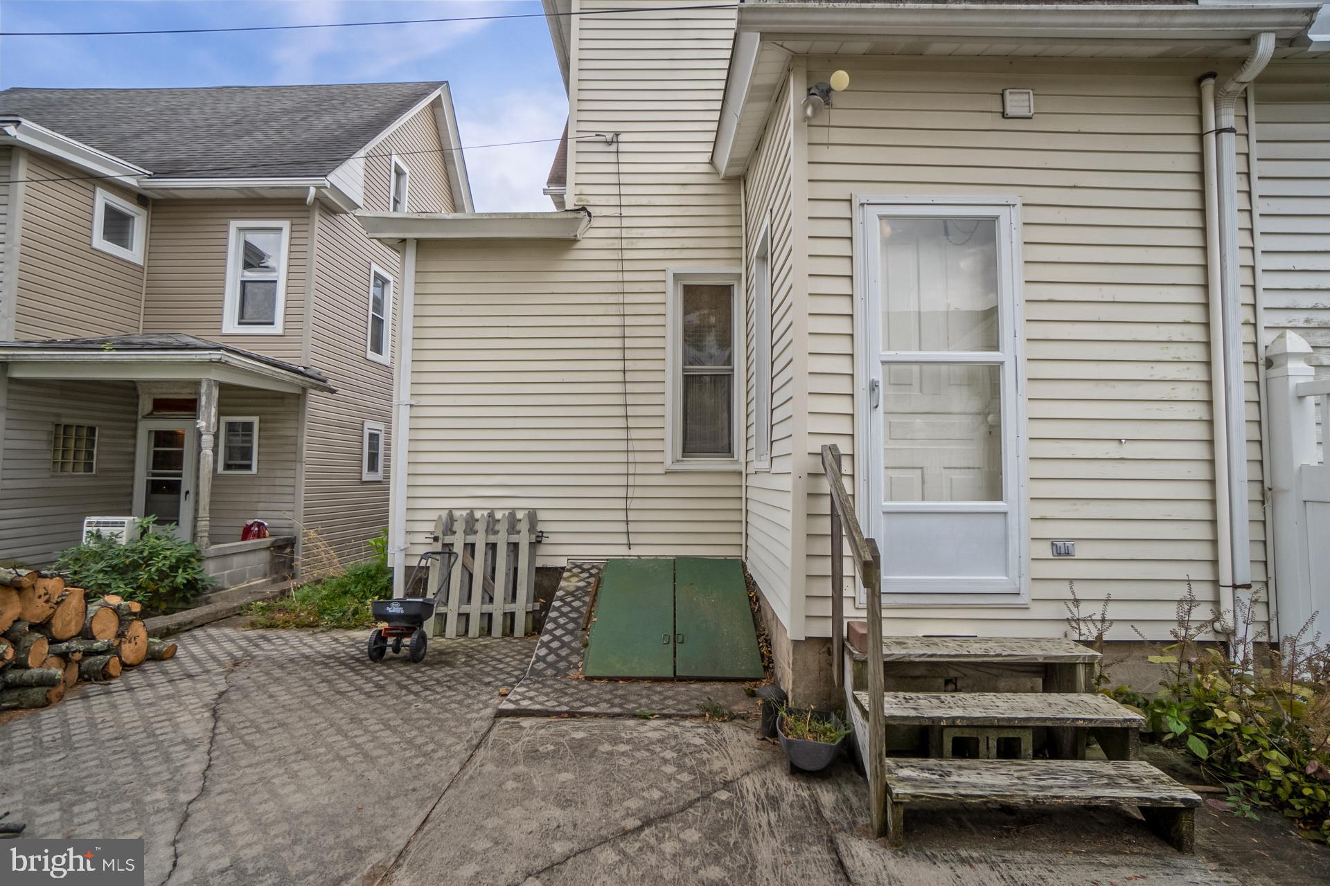 NONE AV AILBLE - Residential