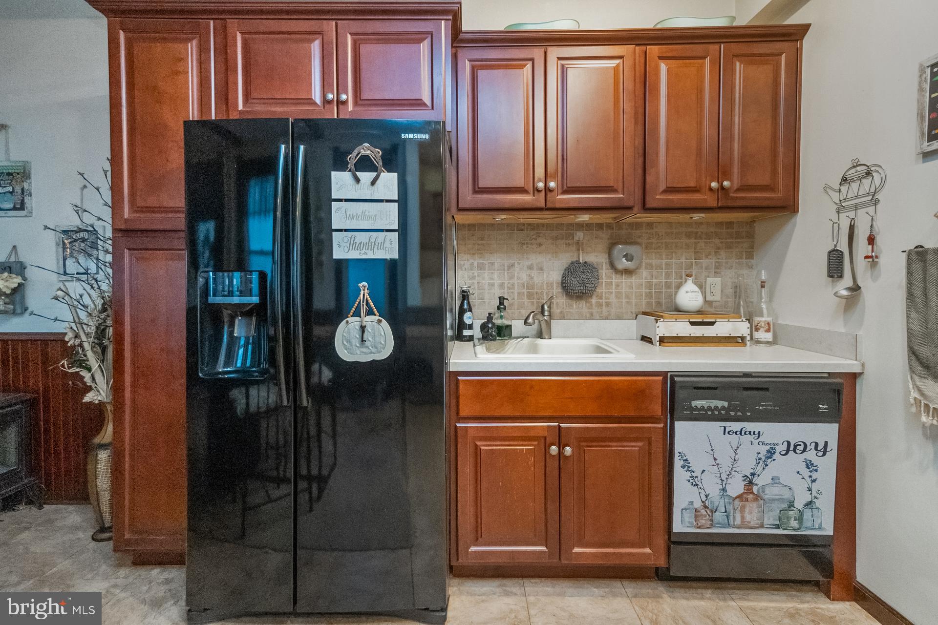 NONE AV AILBLE - Residential