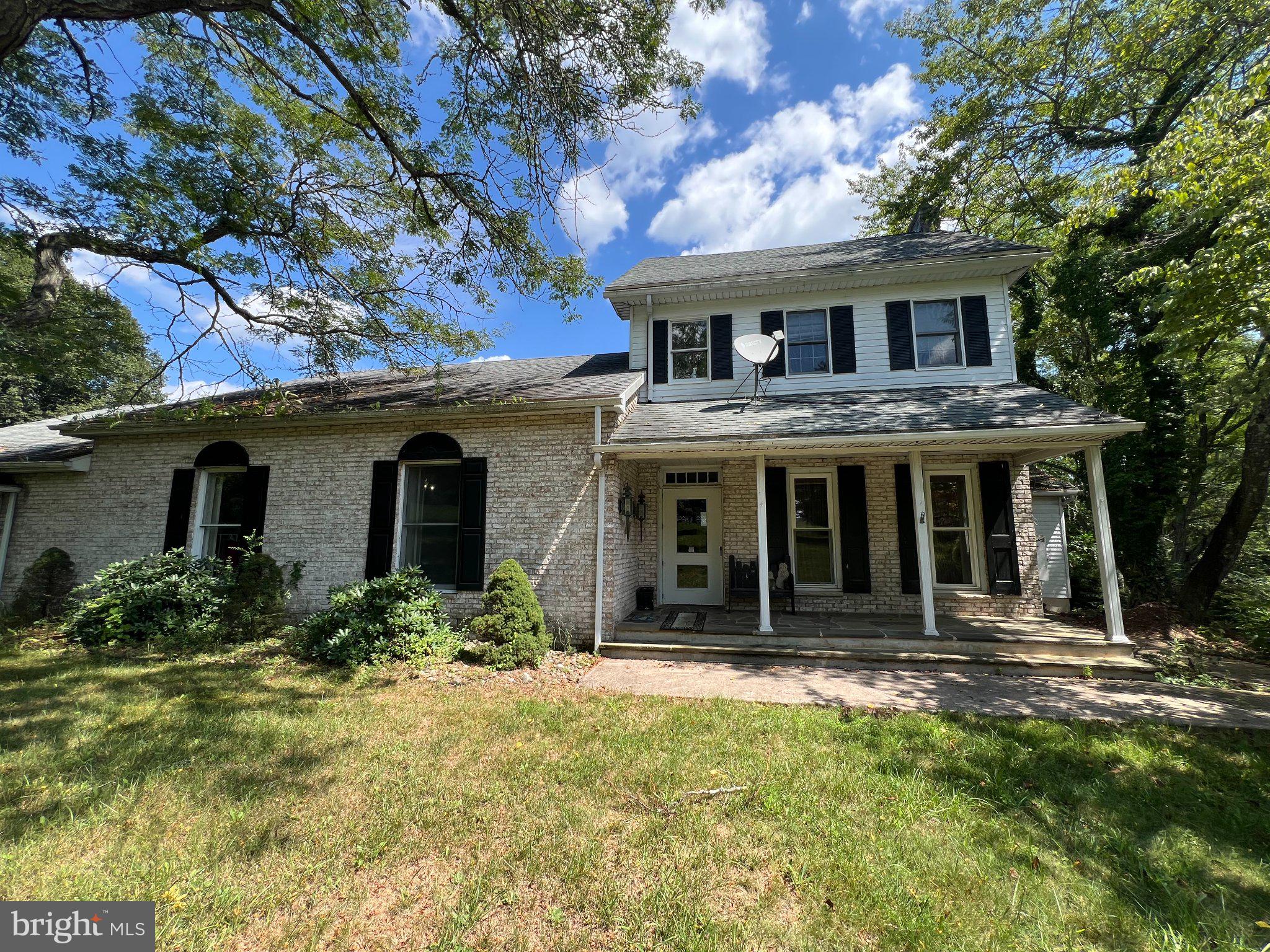 559 E SECOND MOUNTAIN ROAD