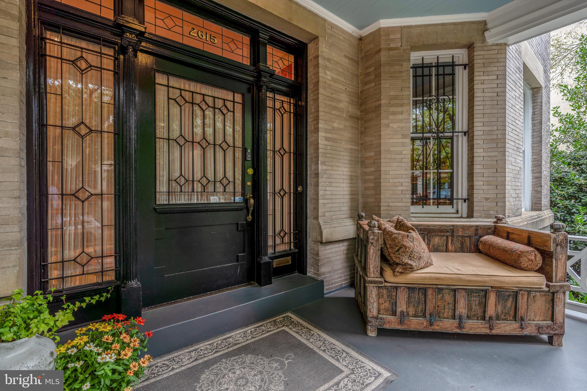 WOODLEY PARK - Residential