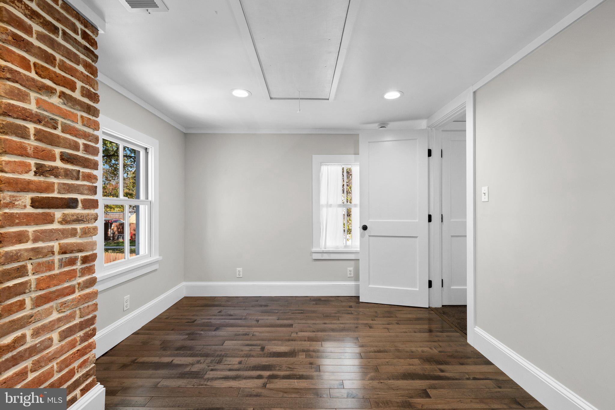 TALBOTT ESTATES - Residential