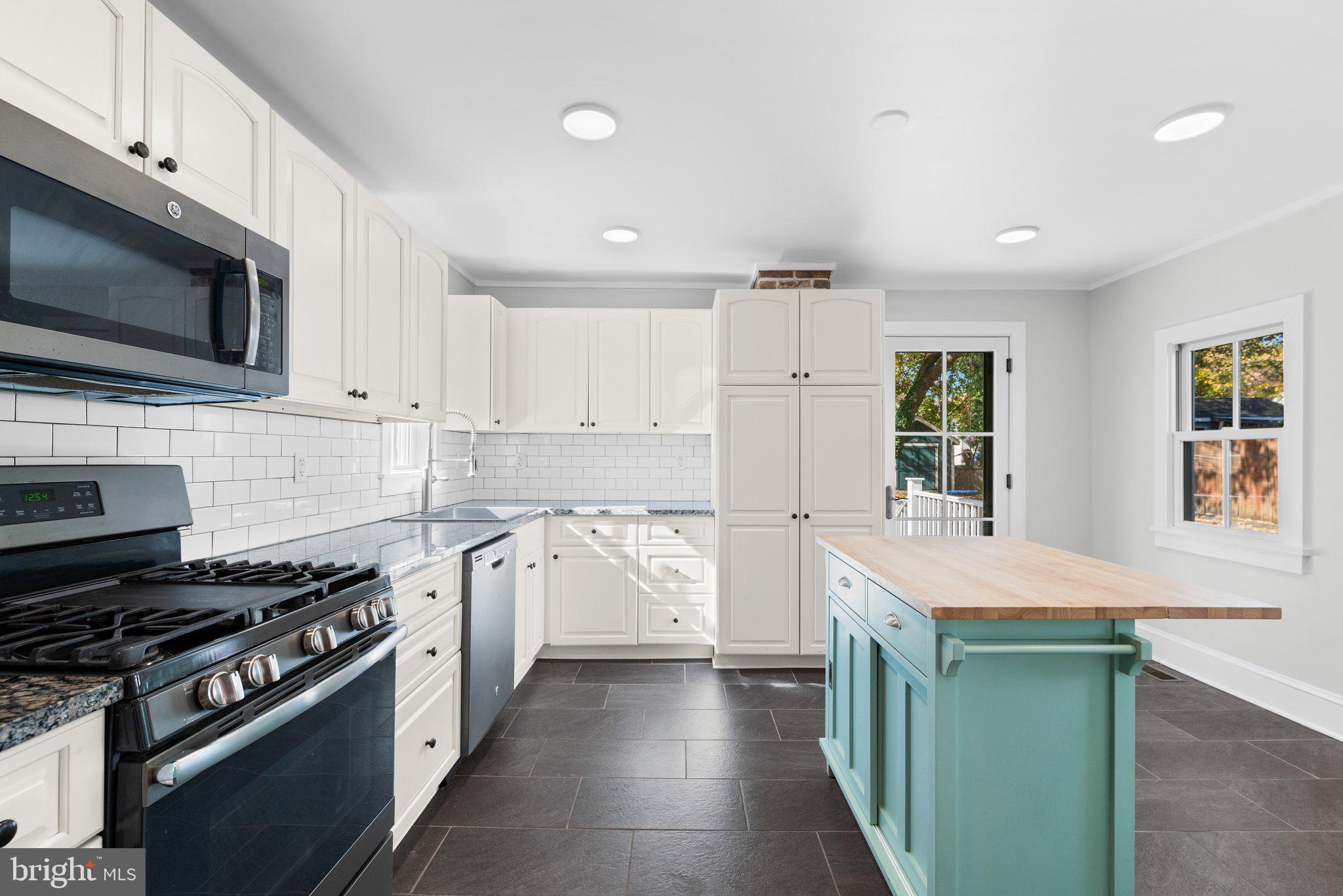 TALBOTT ESTATES - Residential