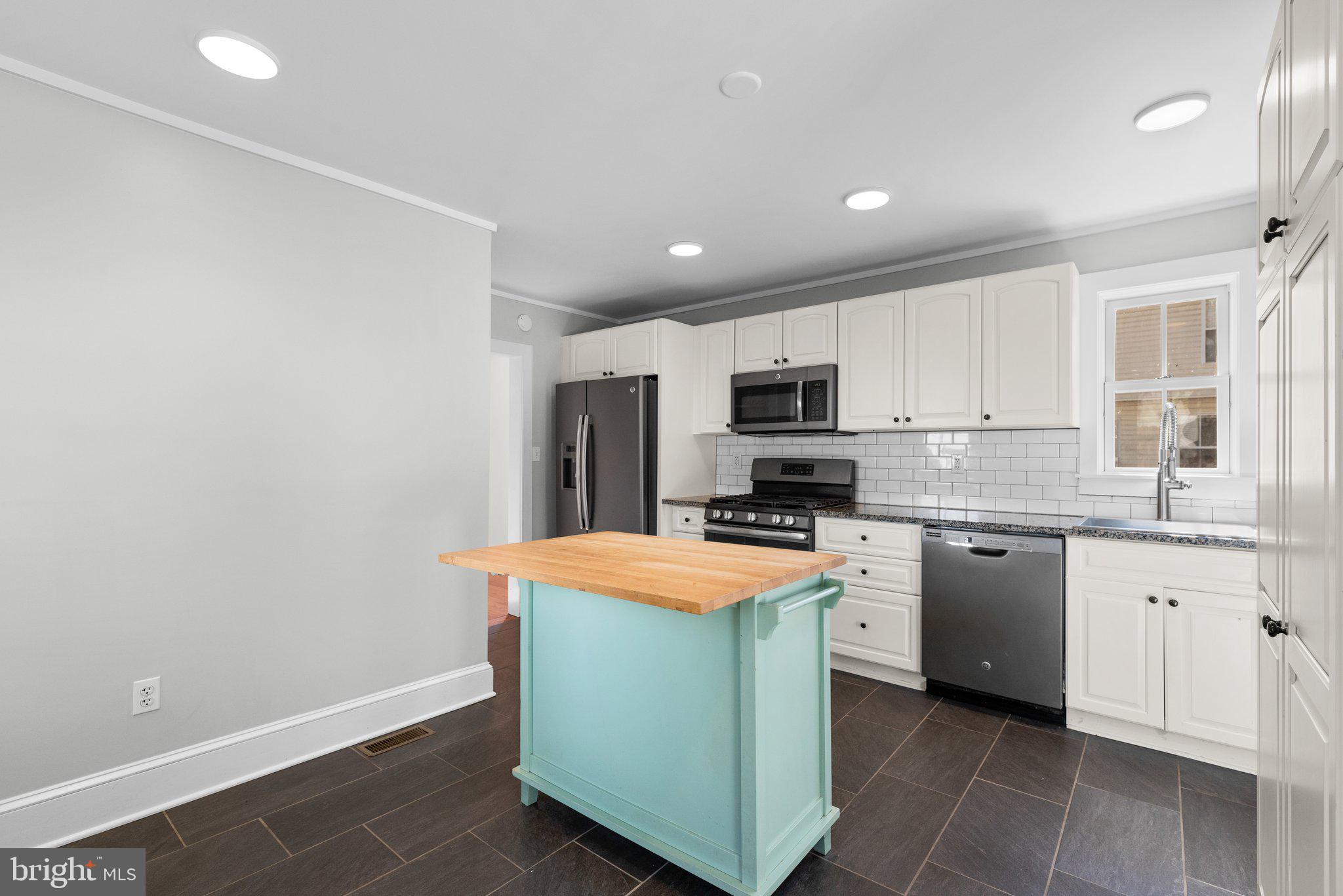 TALBOTT ESTATES - Residential